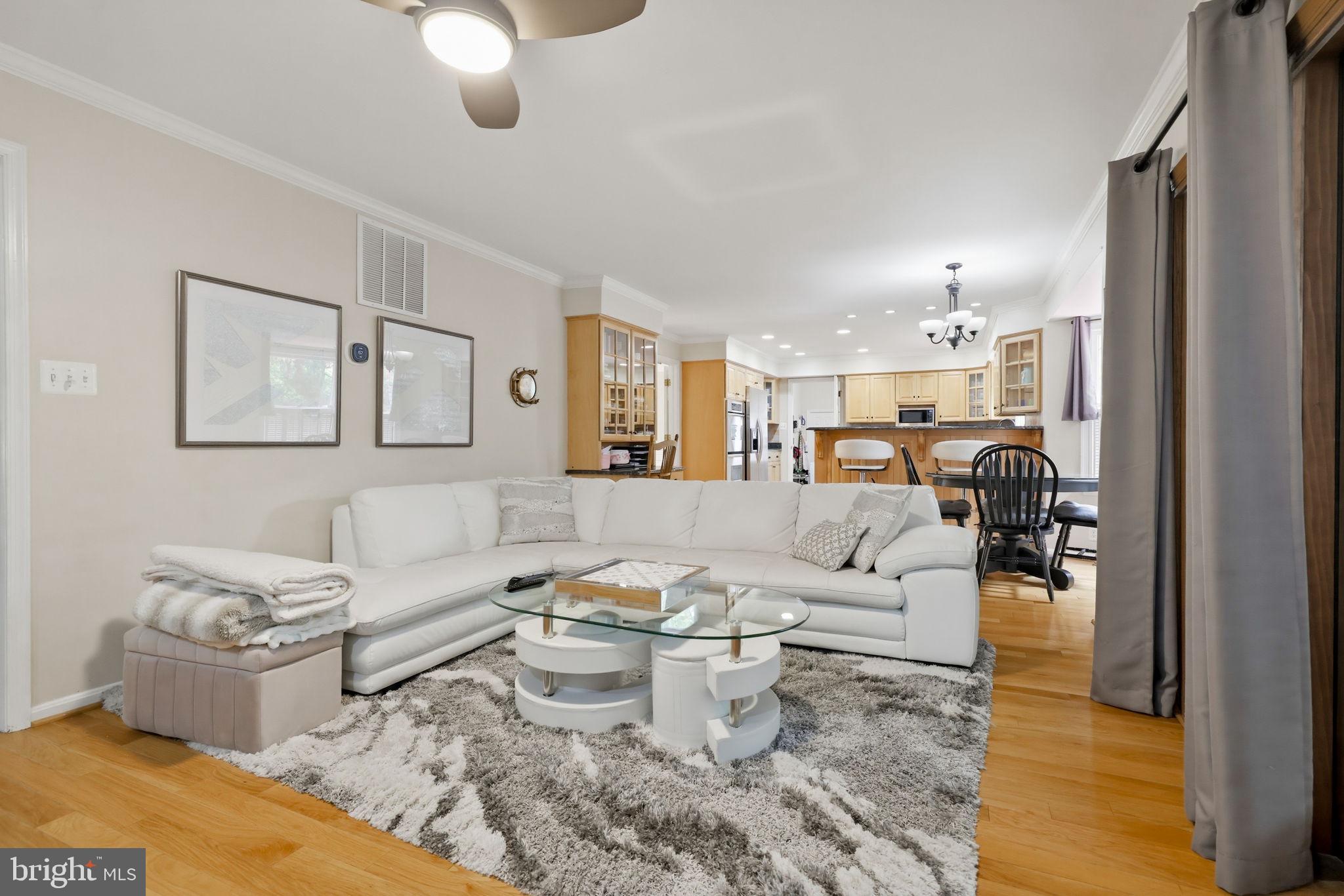 FRANKLIN FARM - Residential