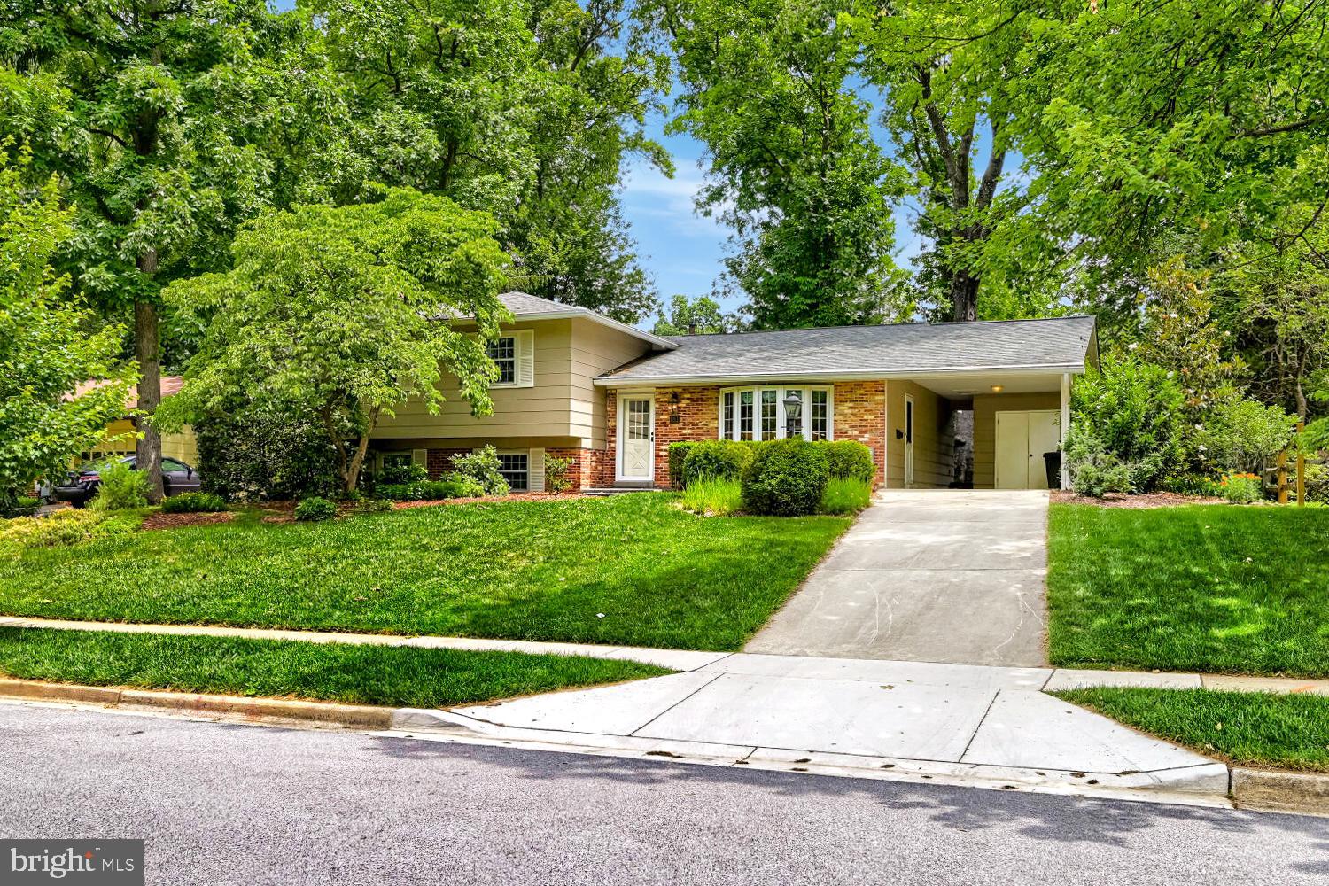 WEST RIDING - Residential