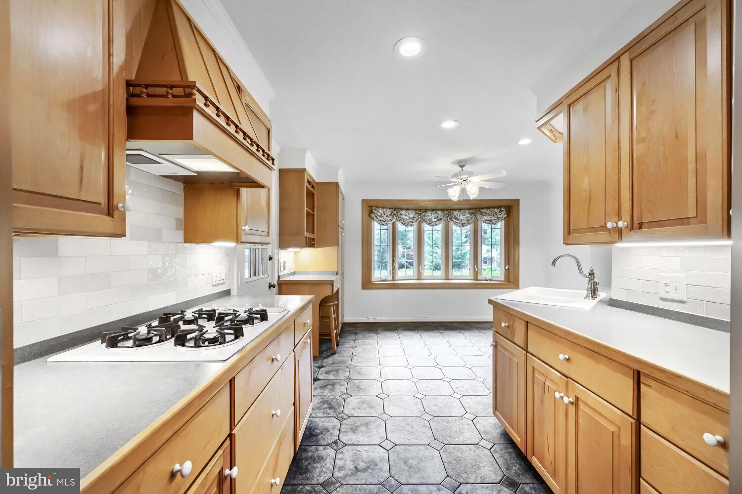 WEST RIDING - Residential