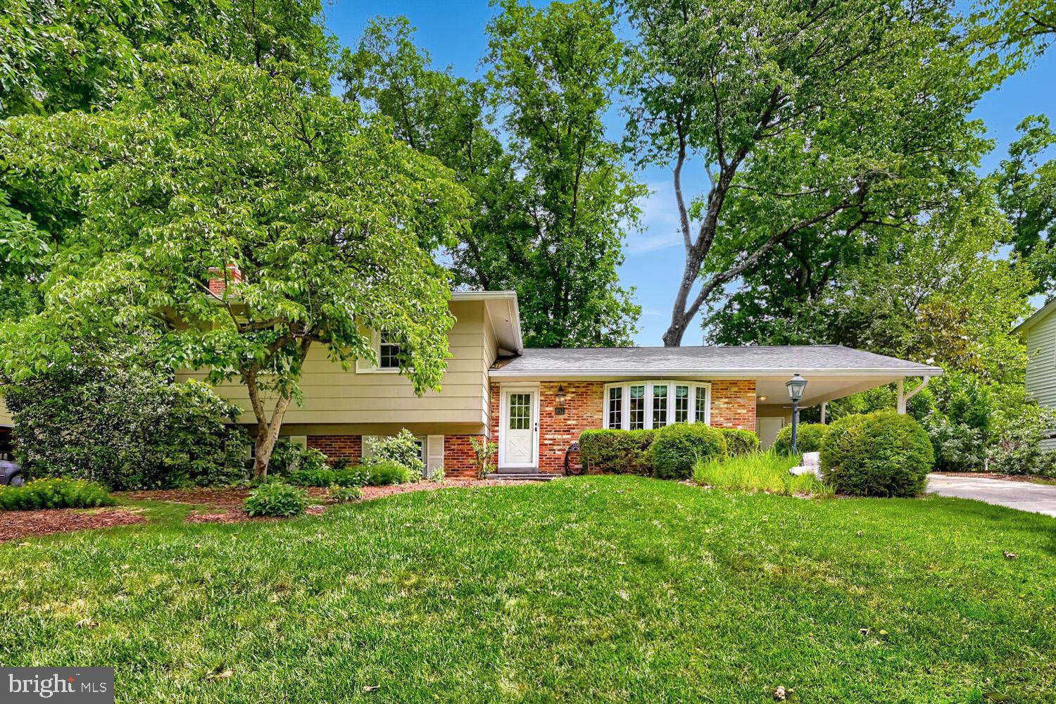 WEST RIDING - Residential