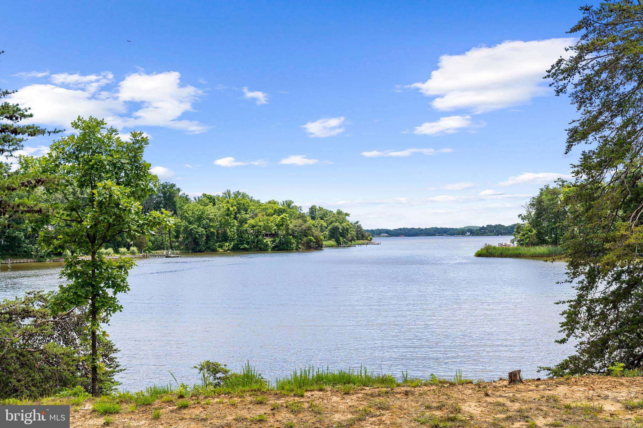 EDGEWATER - Residential