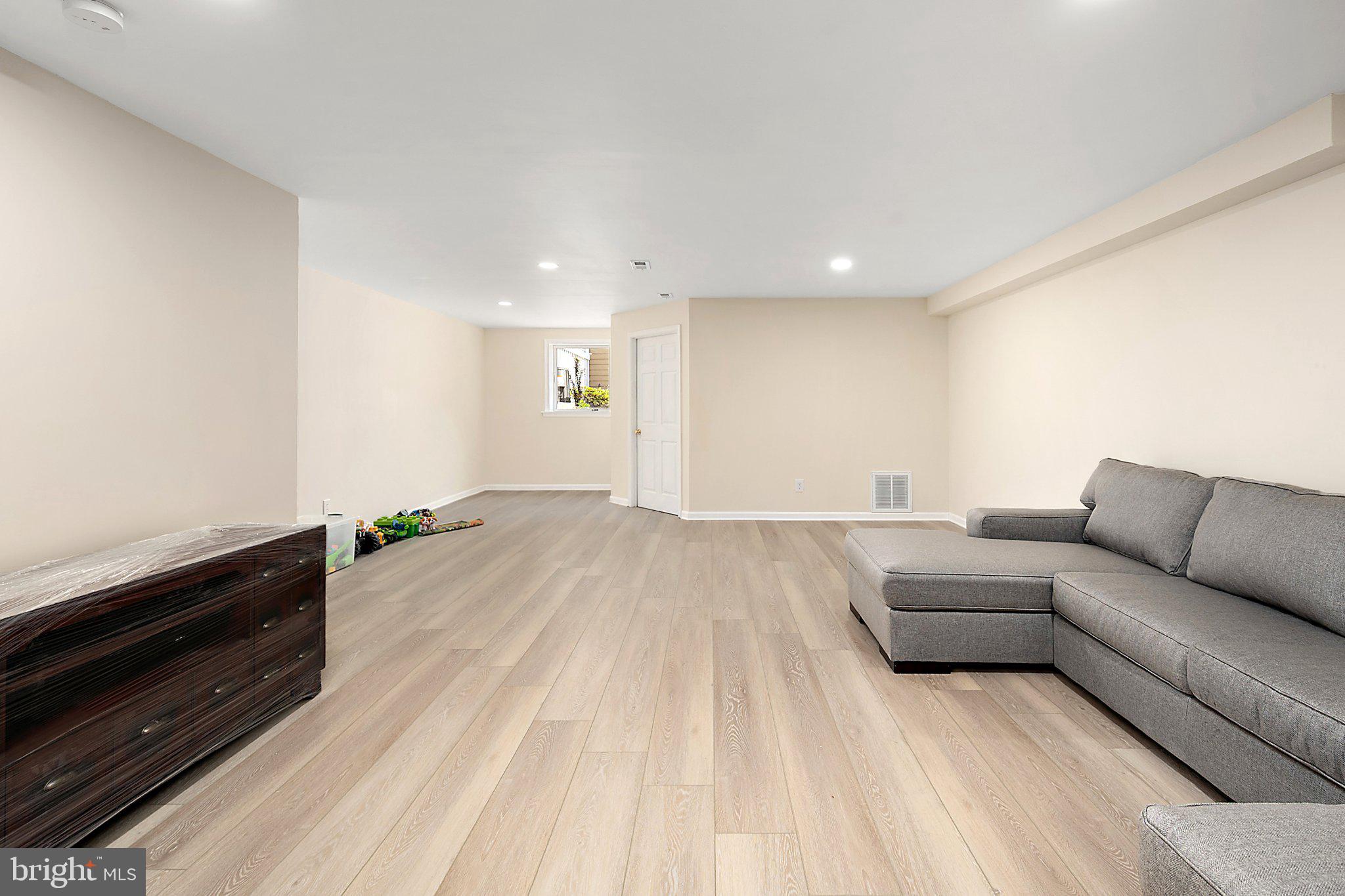 BEAR TRAP - Residential