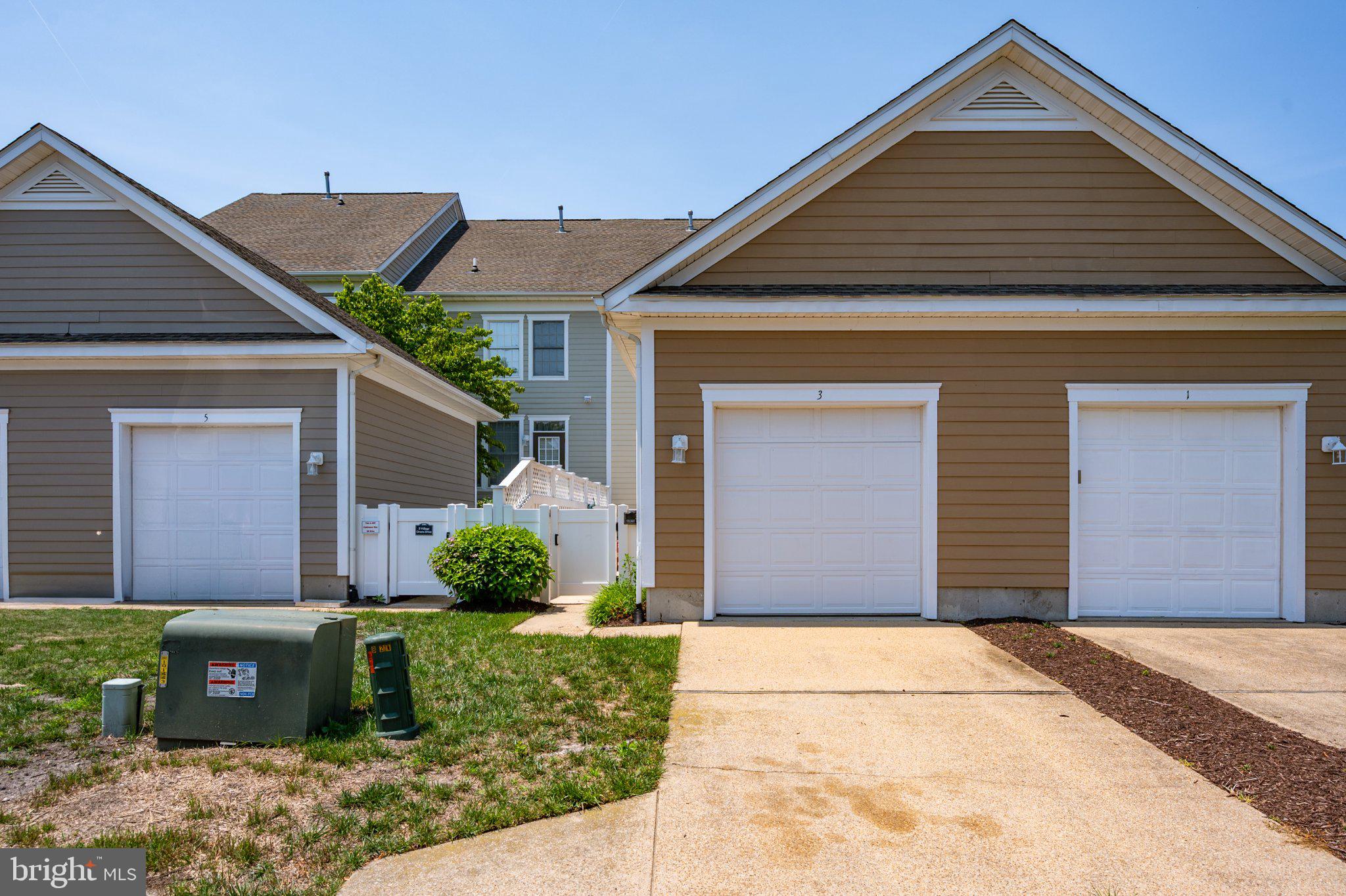 BEAR TRAP - Residential