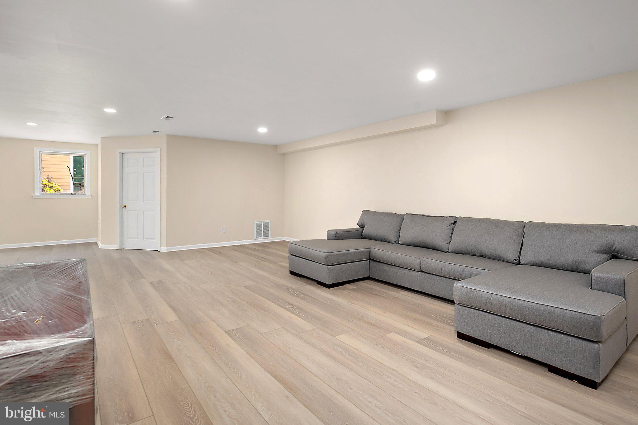 BEAR TRAP - Residential