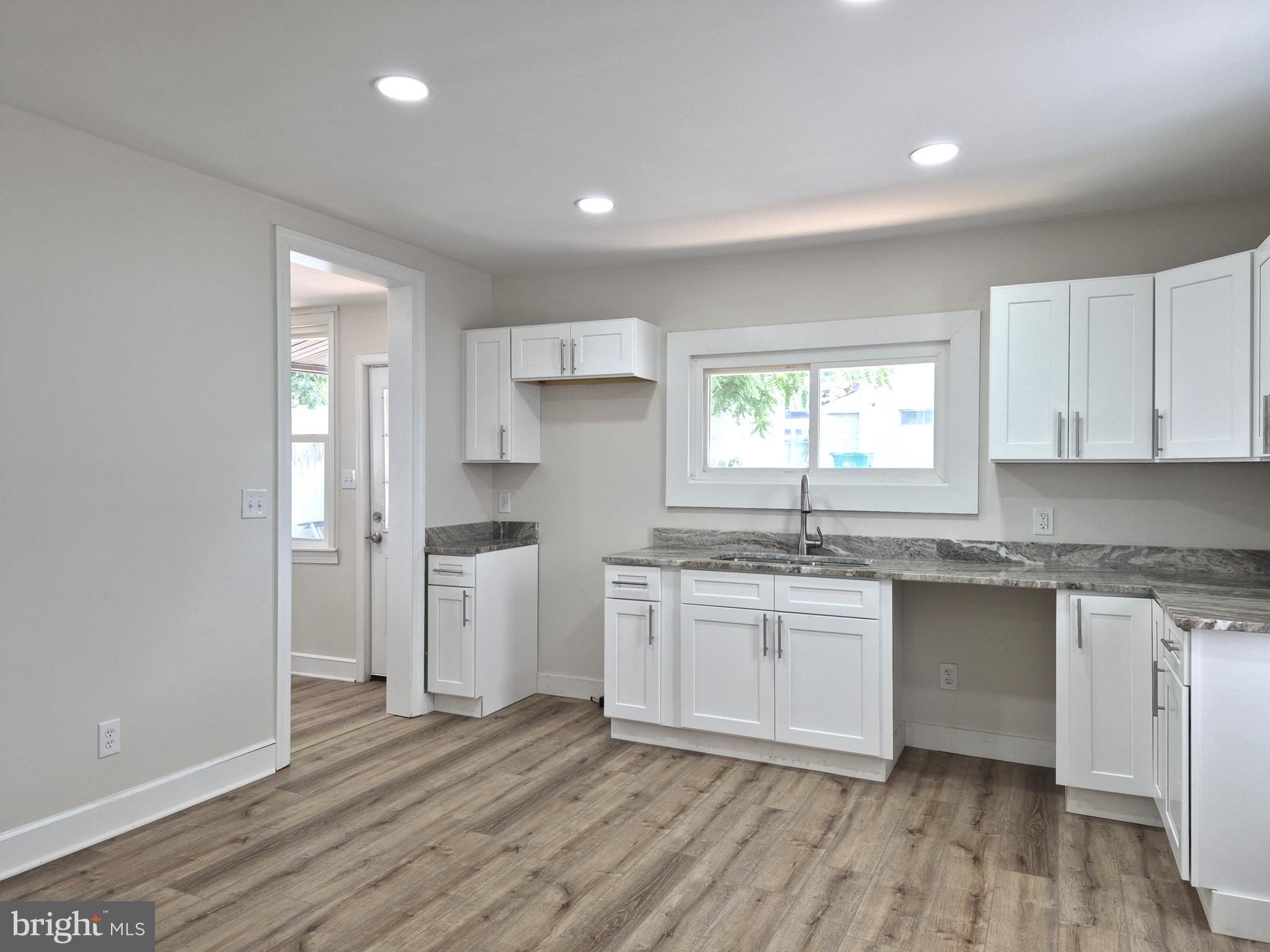 EAST PENNSBORO - Residential