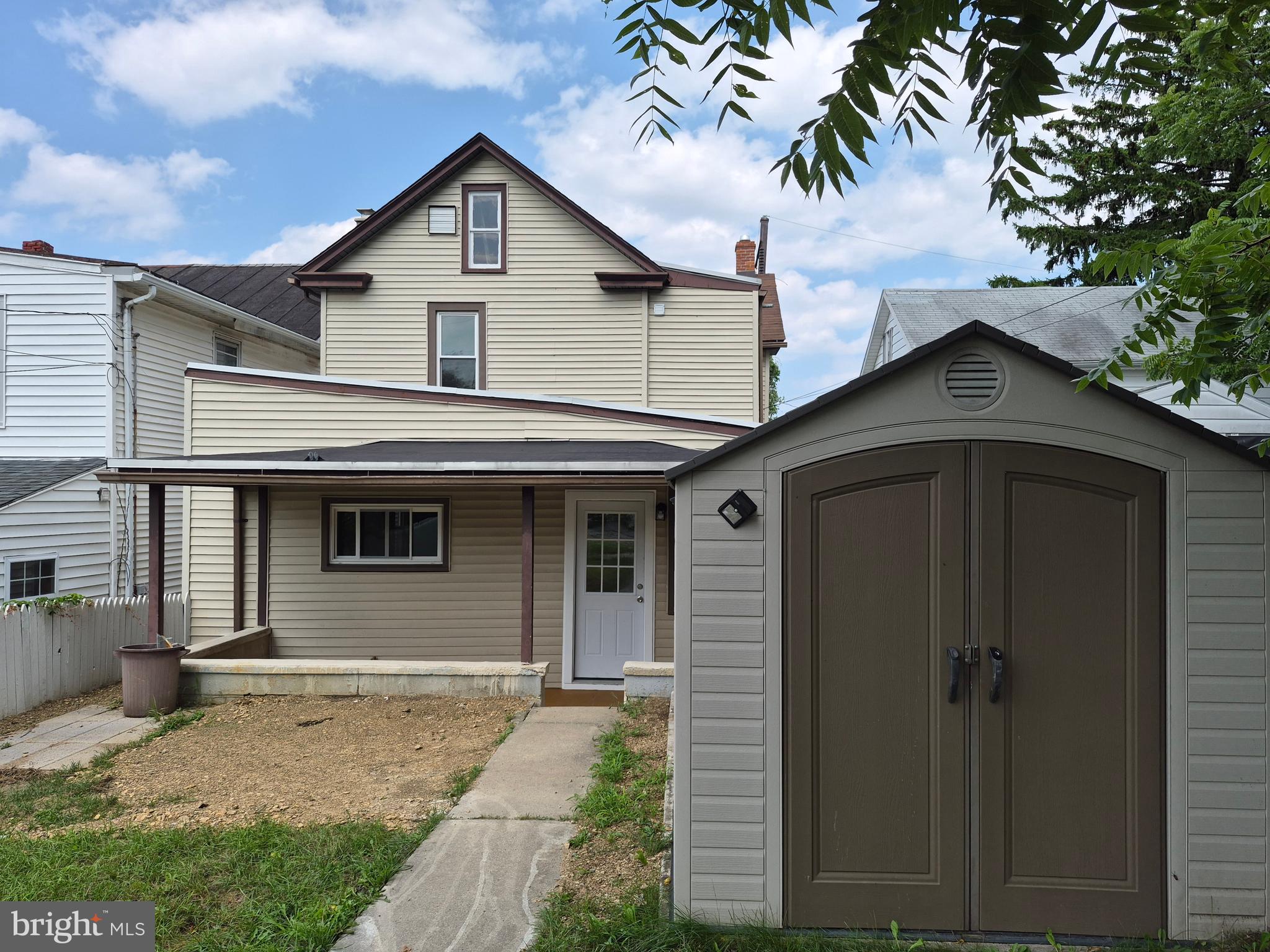 EAST PENNSBORO - Residential