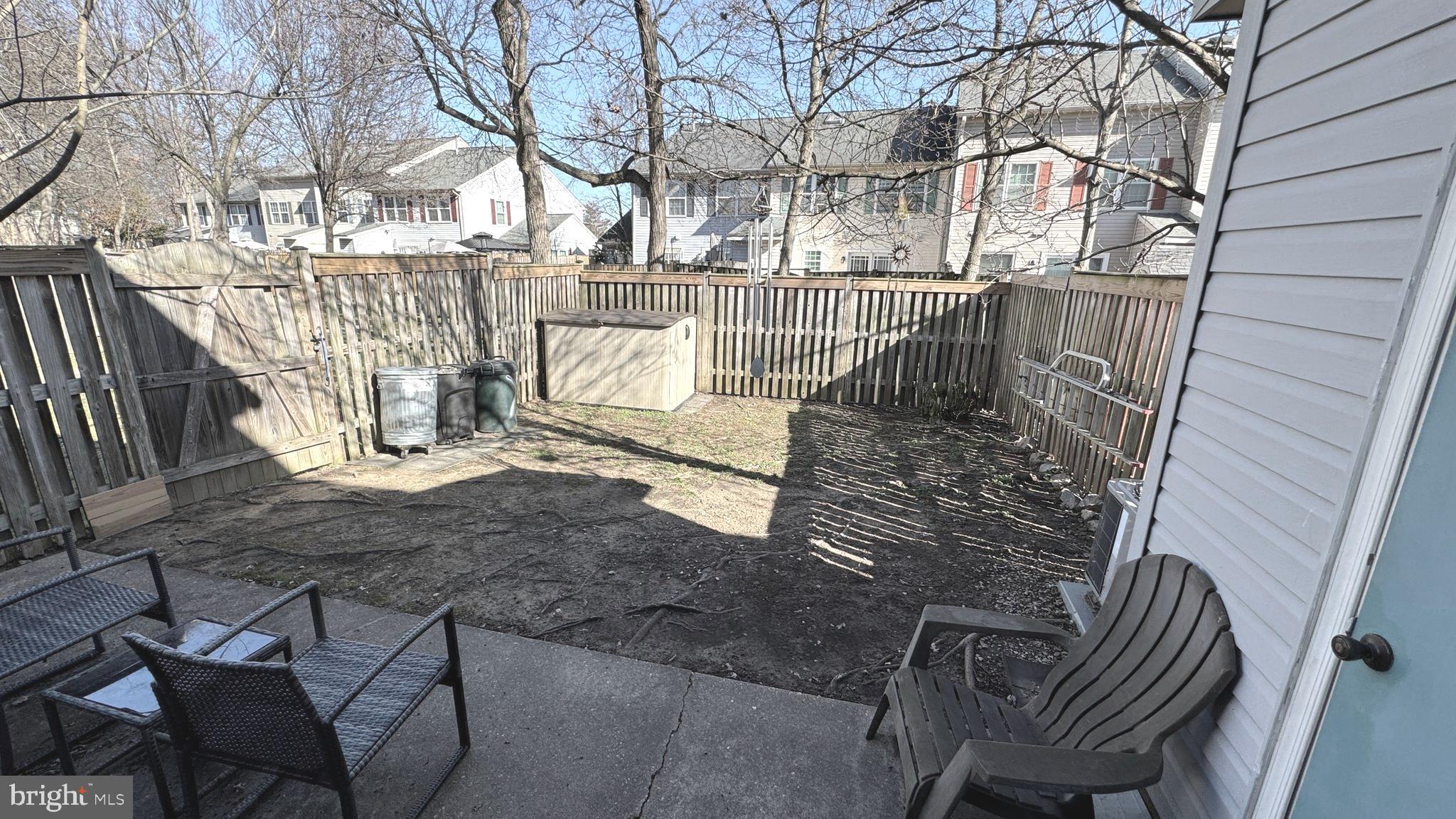 DORCHESTER - ST. CHARLES - Residential Lease