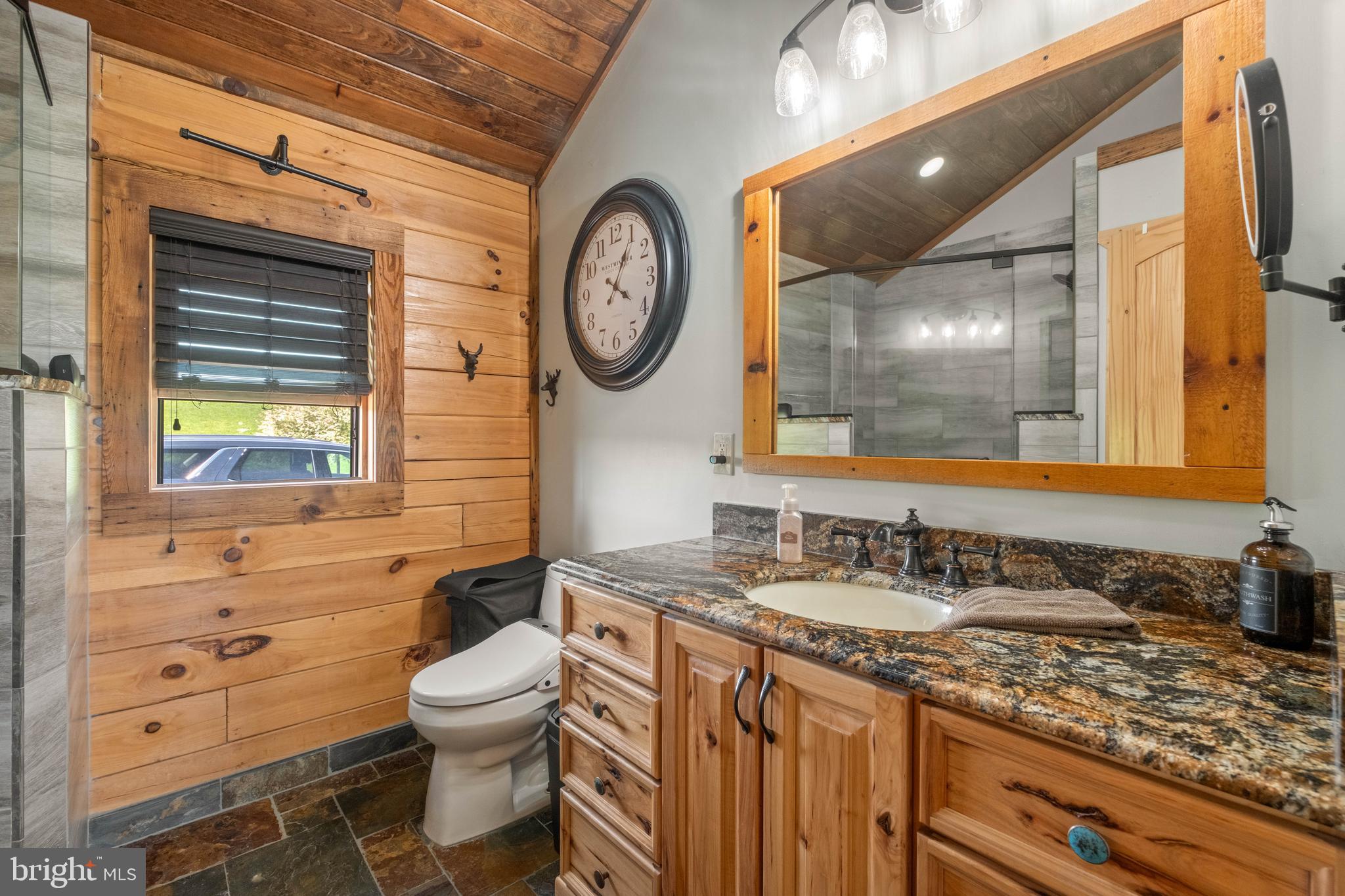 DEVILS HALF ACRE - Residential