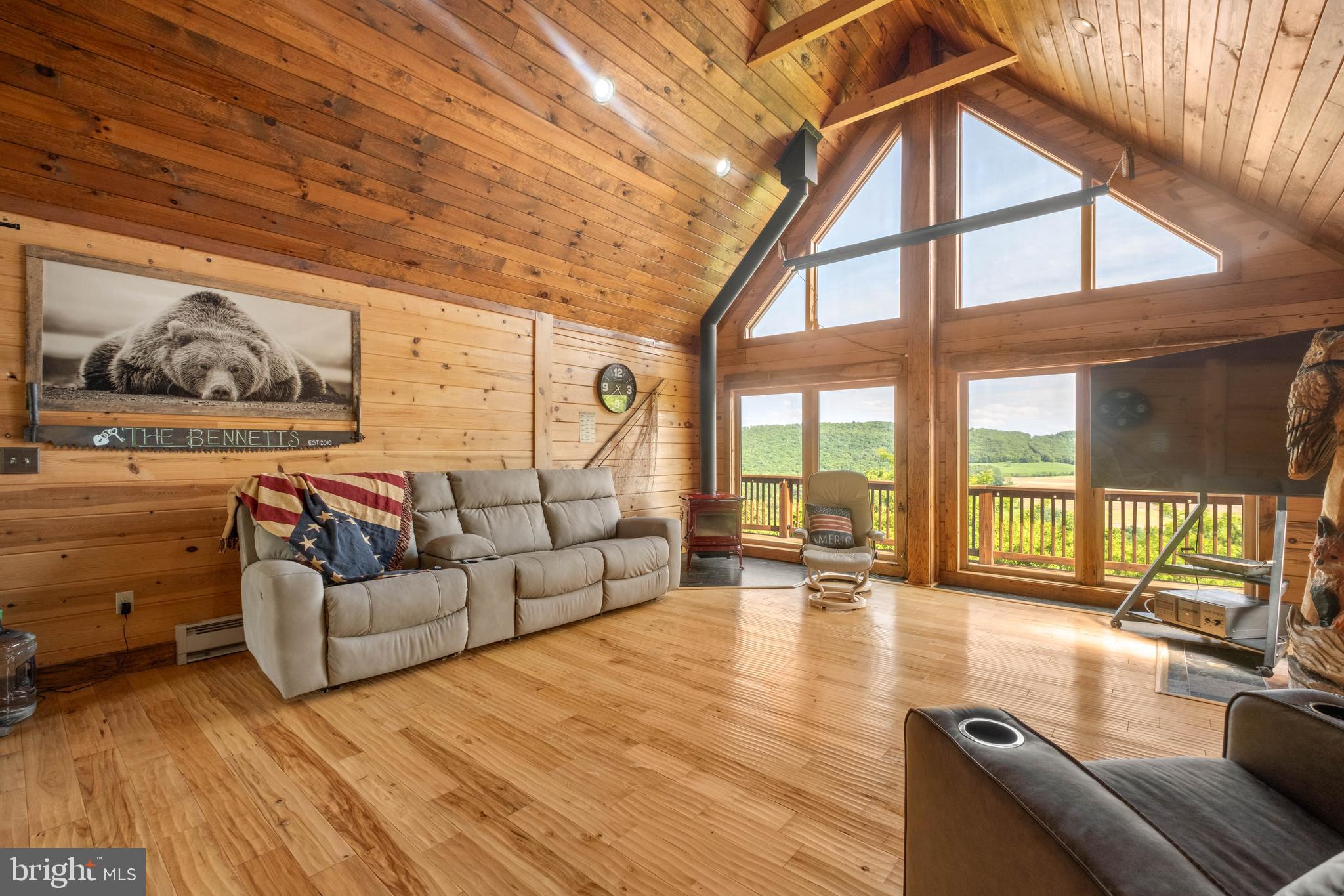 DEVILS HALF ACRE - Residential