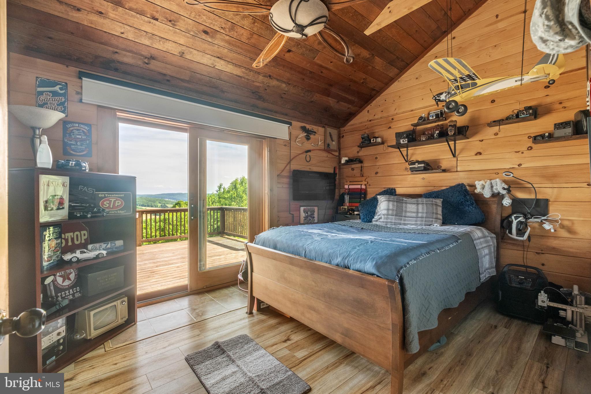 DEVILS HALF ACRE - Residential