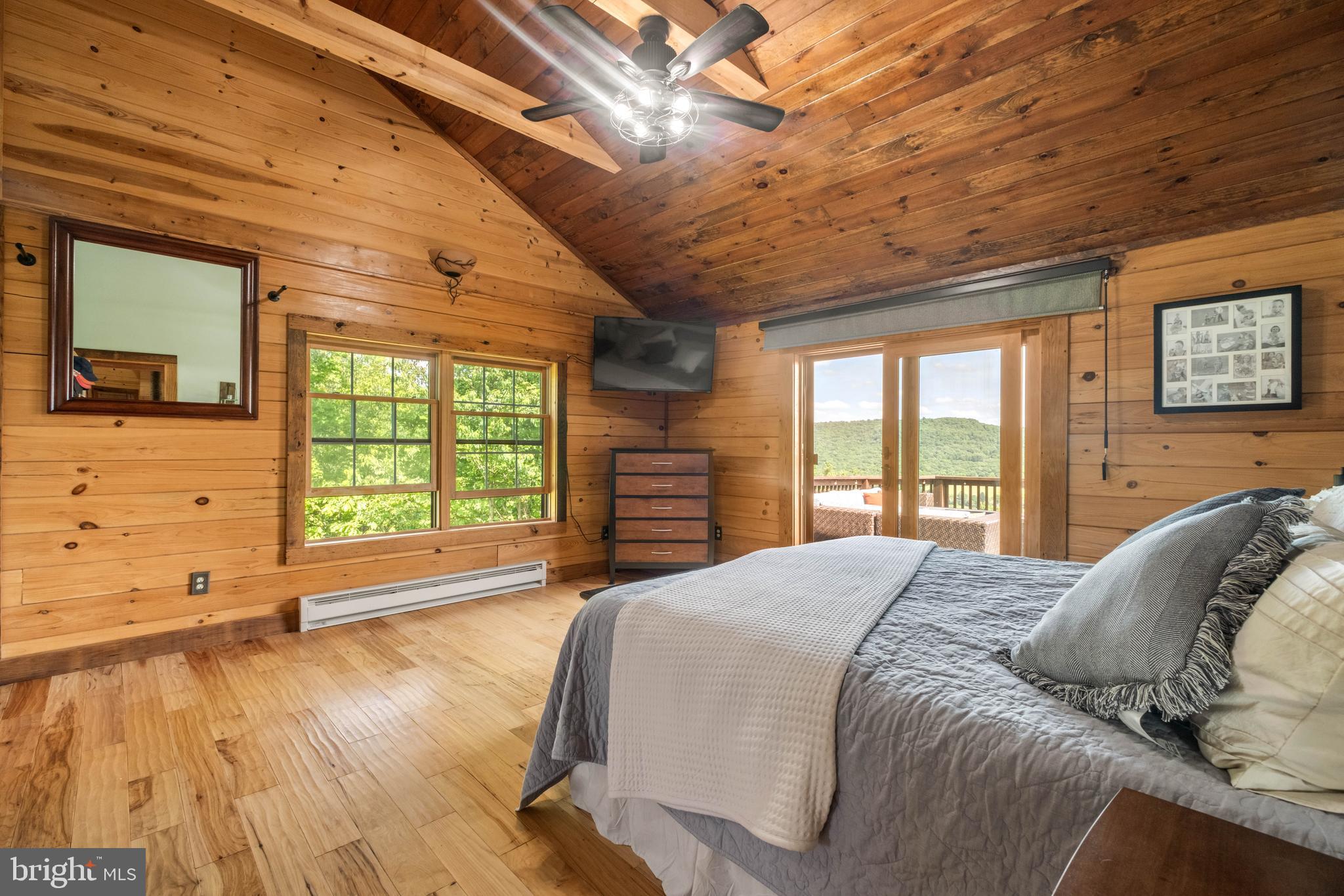 DEVILS HALF ACRE - Residential