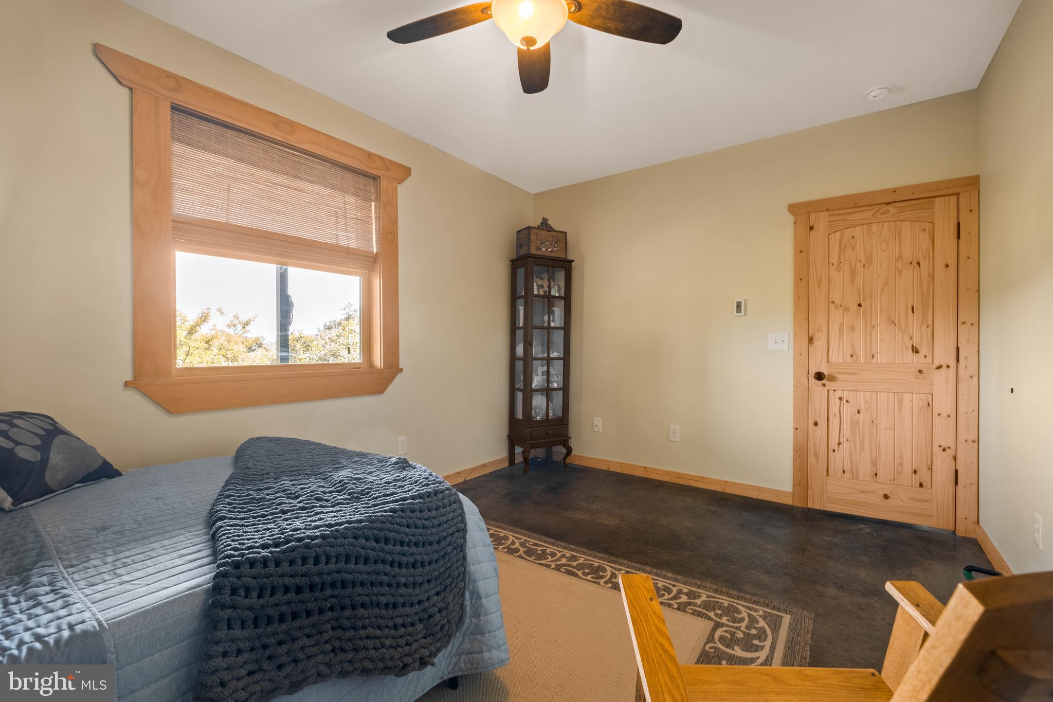 DEVILS HALF ACRE - Residential