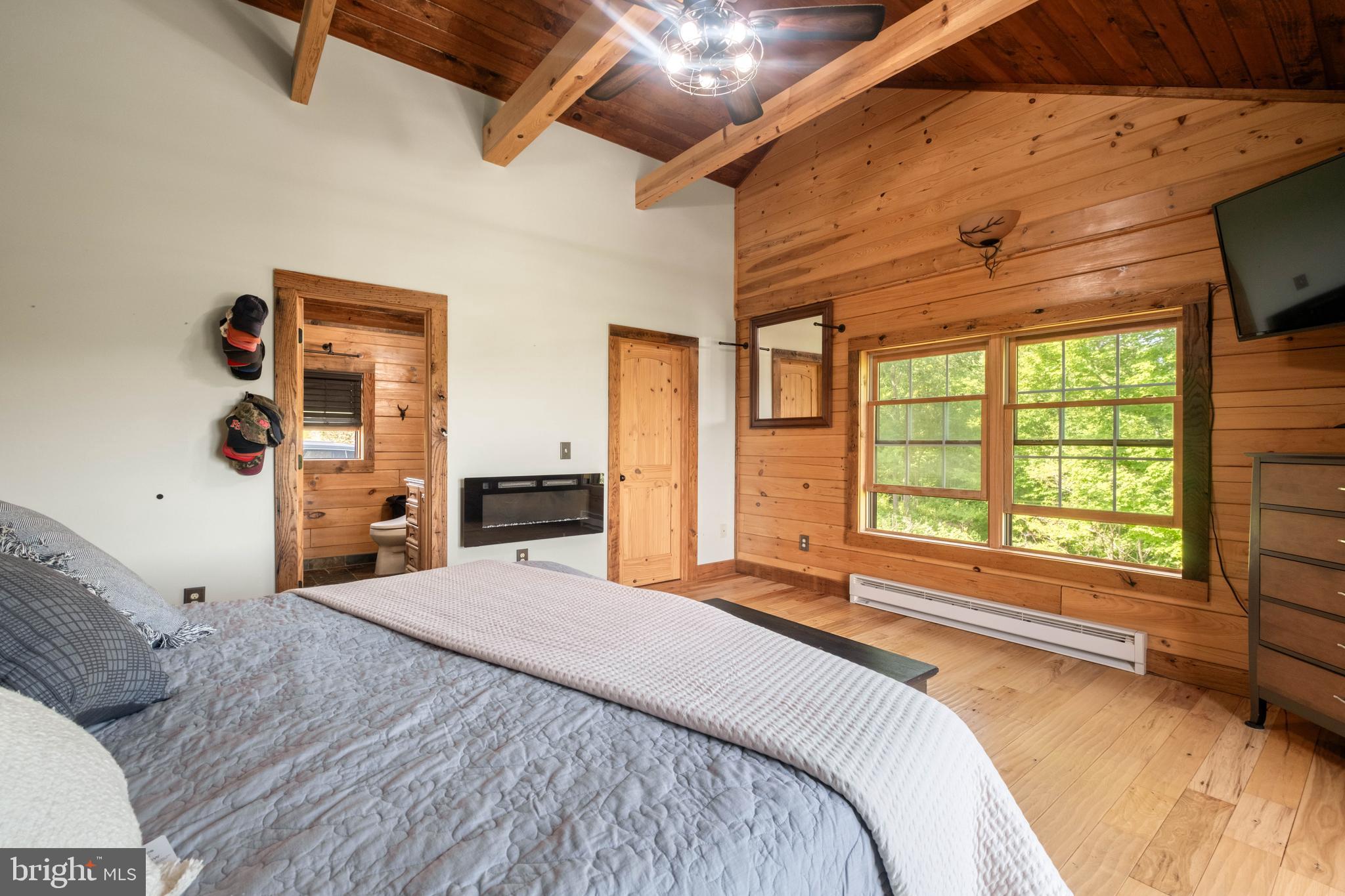 DEVILS HALF ACRE - Residential