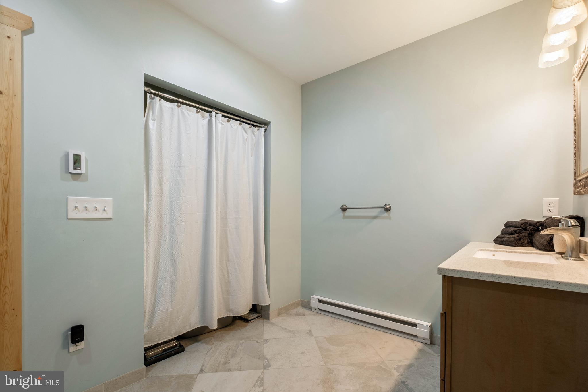 DEVILS HALF ACRE - Residential