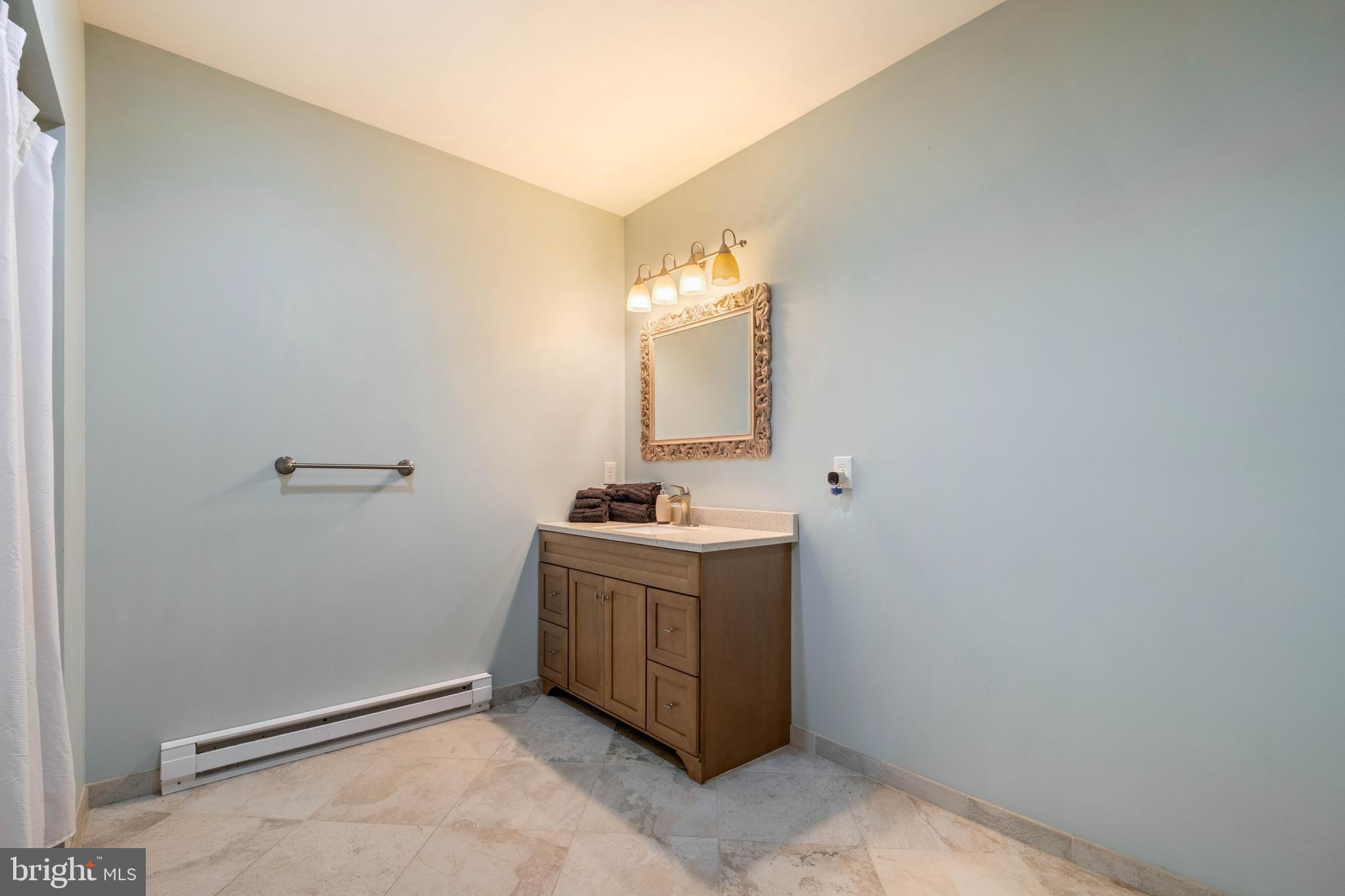 DEVILS HALF ACRE - Residential