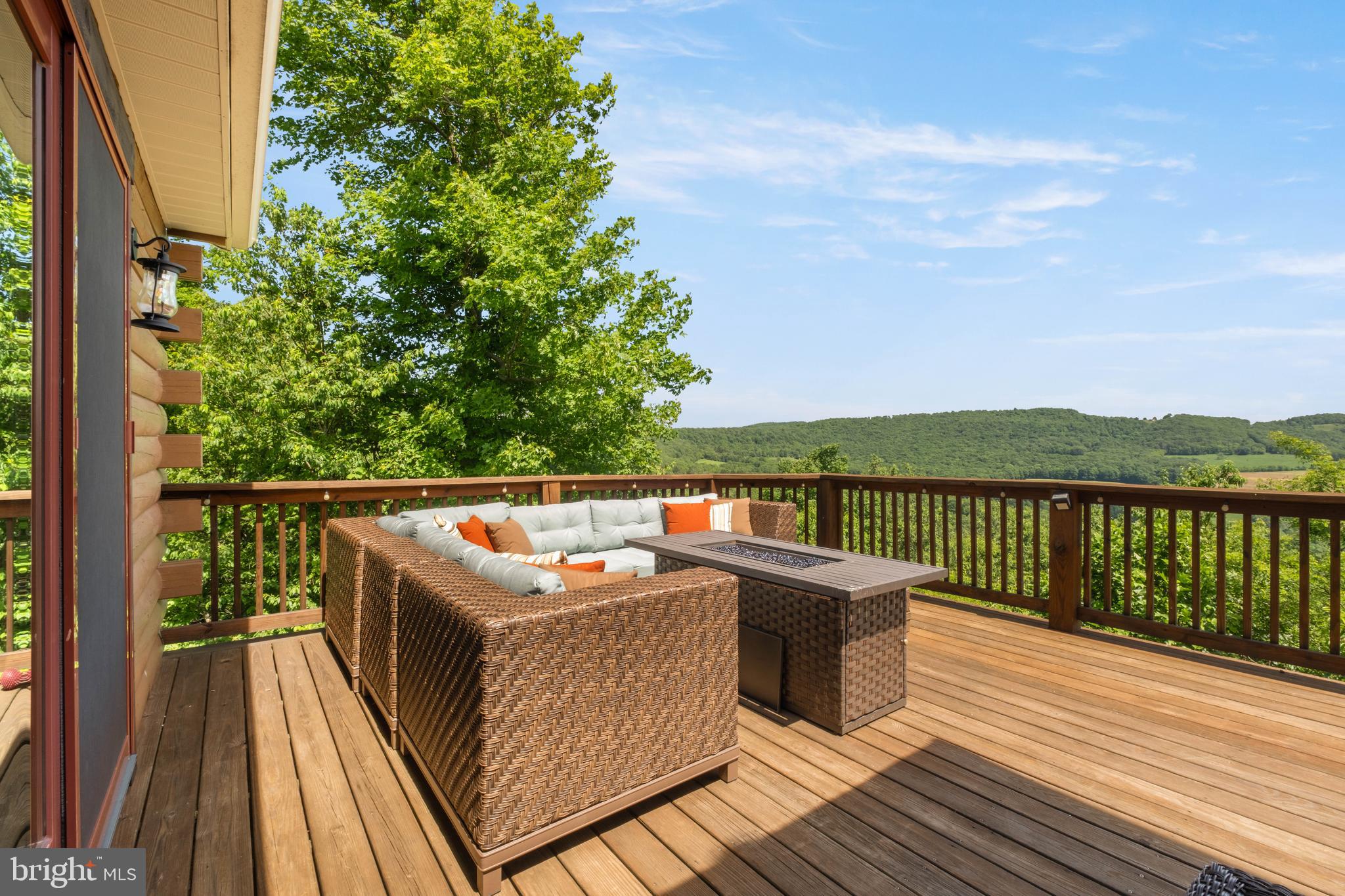 DEVILS HALF ACRE - Residential