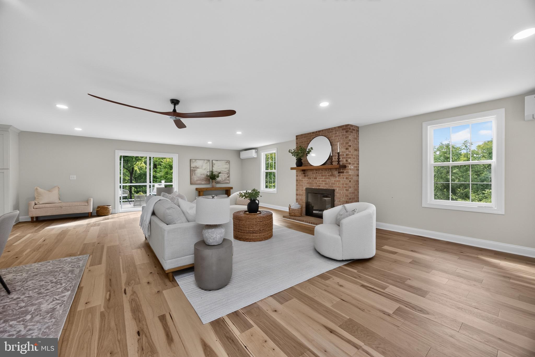 FRENCH CREEK MANOR - Residential