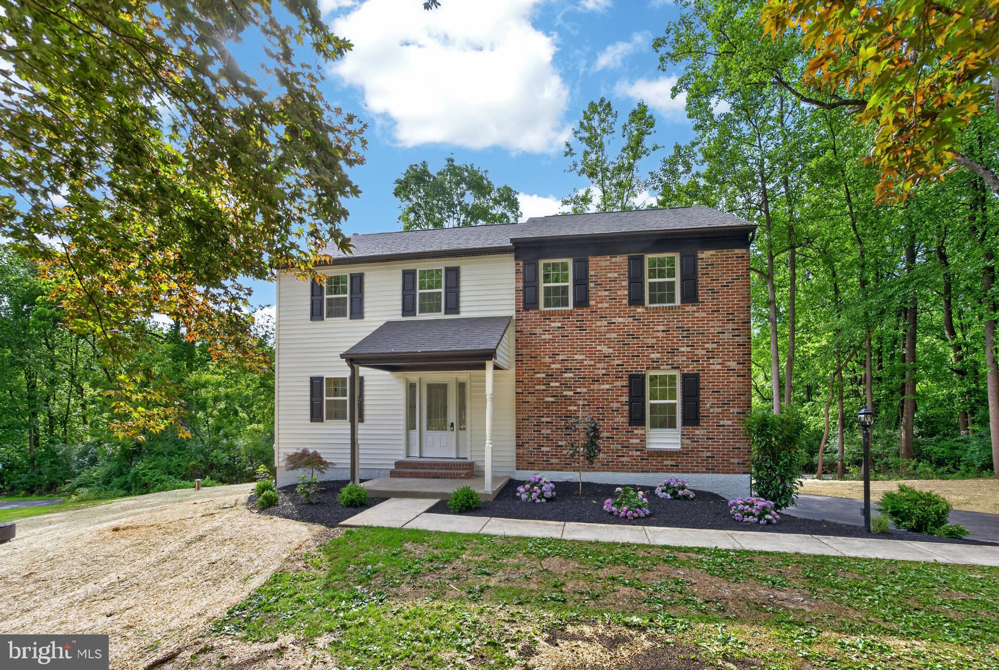 FRENCH CREEK MANOR - Residential