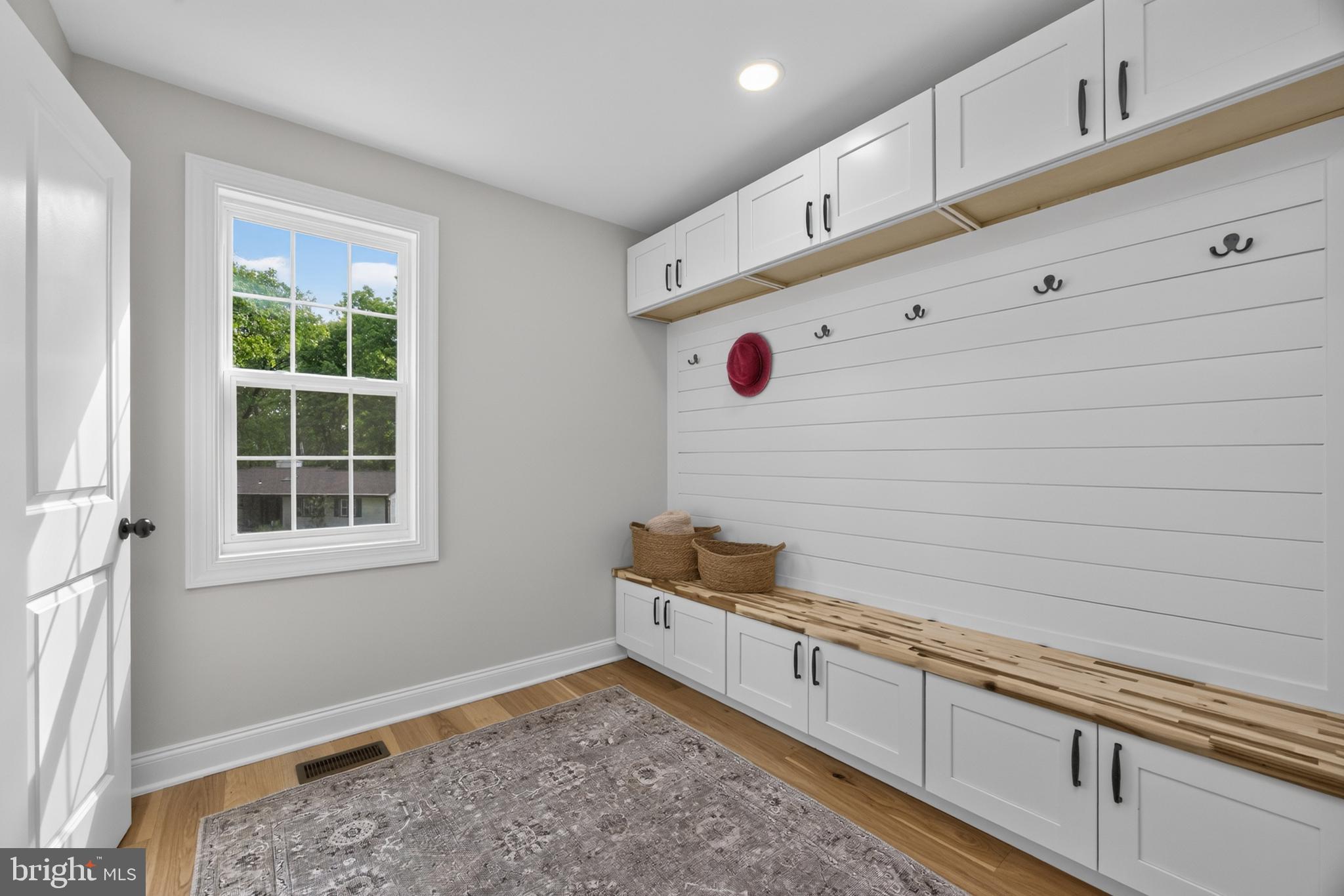 FRENCH CREEK MANOR - Residential