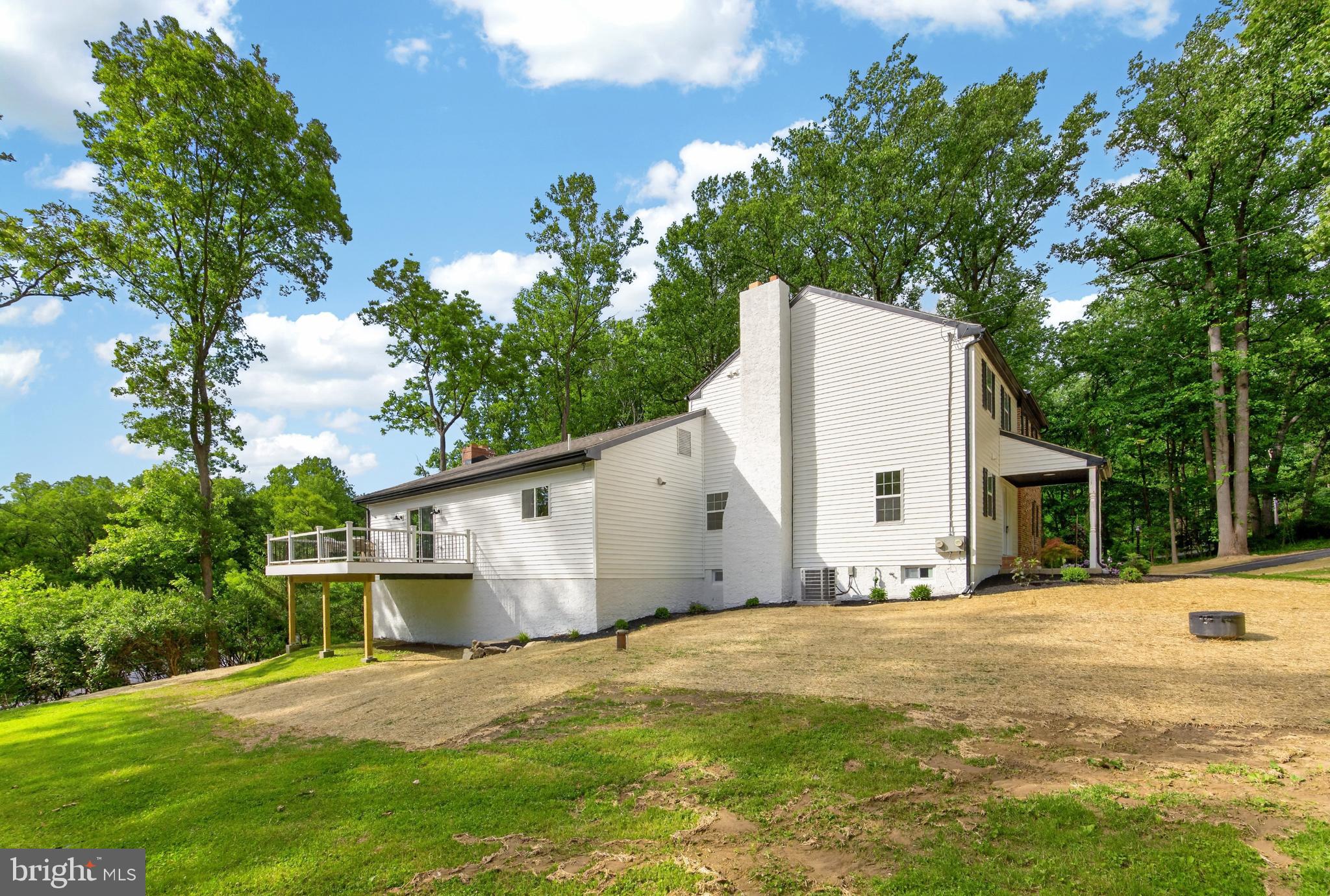FRENCH CREEK MANOR - Residential