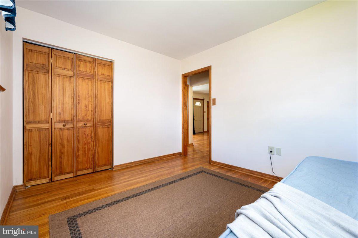 LYNCH POINT - Residential
