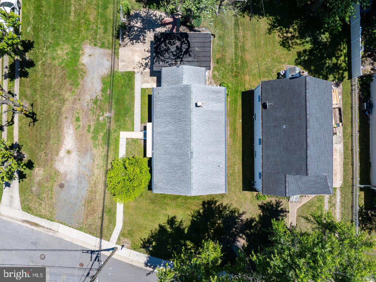 LYNCH POINT - Residential
