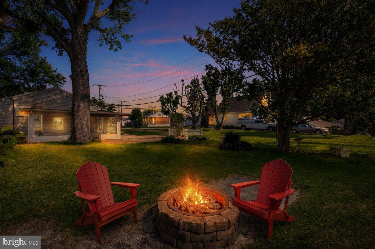 LYNCH POINT - Residential