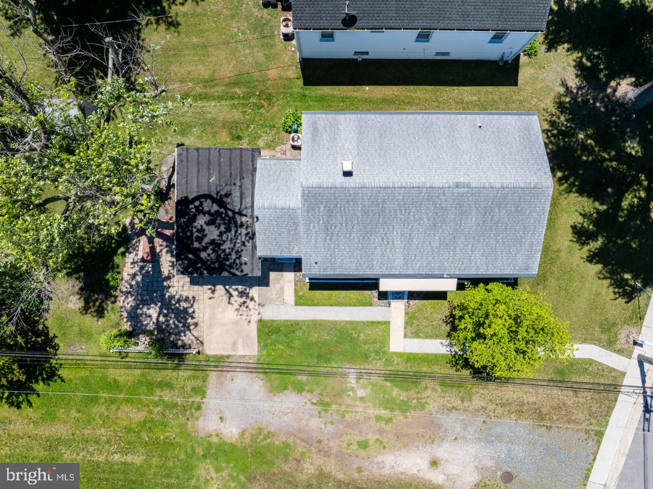 LYNCH POINT - Residential