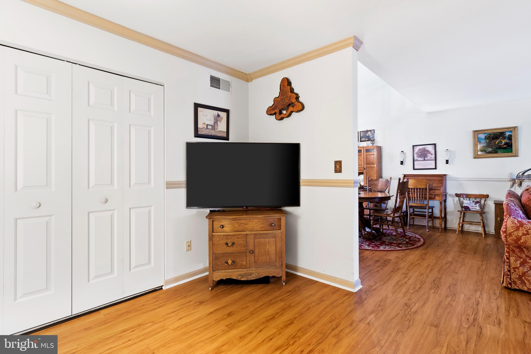 FOREST MEADOWS - Residential