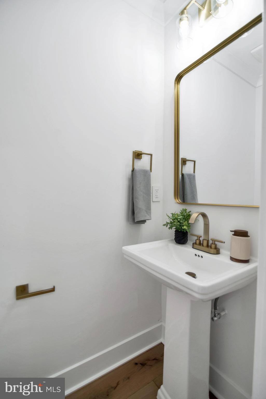 PETWORTH - Residential
