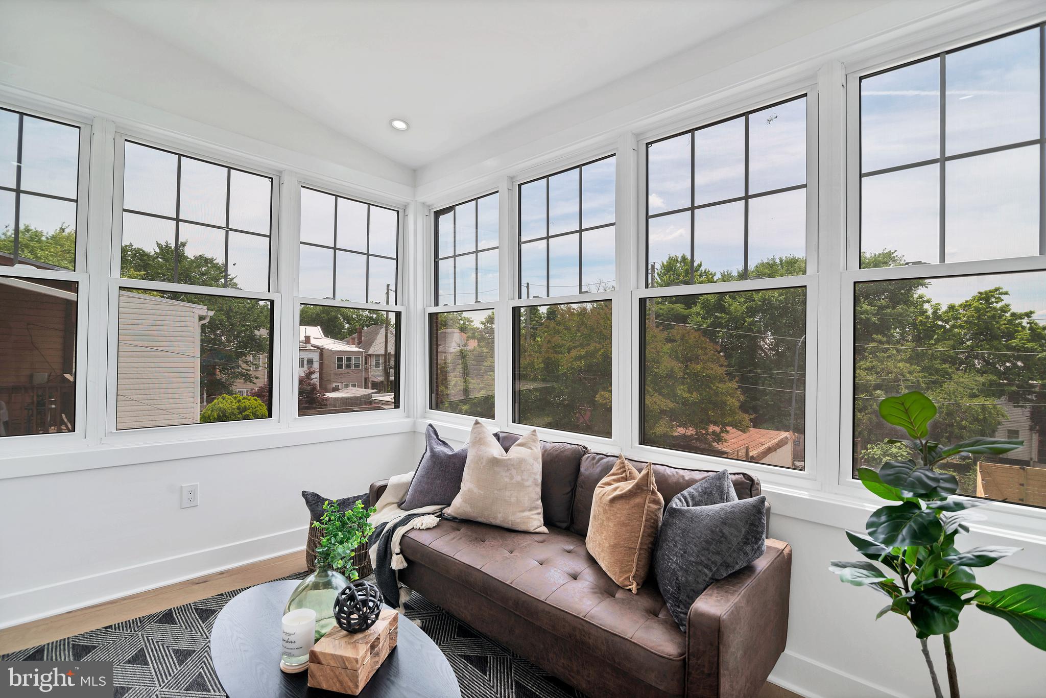 PETWORTH - Residential