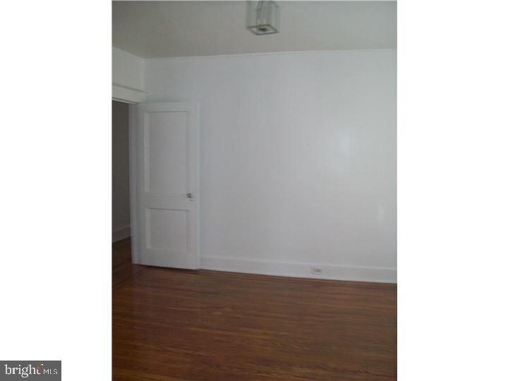 OVERBROOK - Commercial Sale