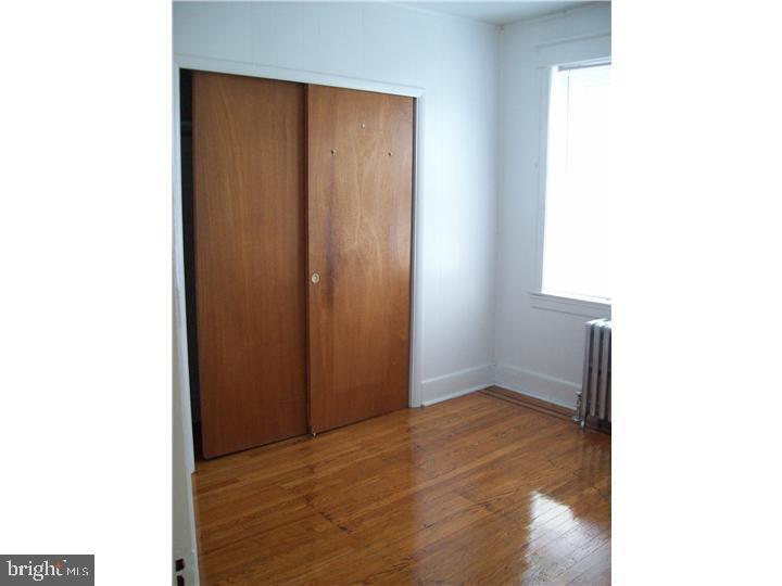 OVERBROOK - Commercial Sale