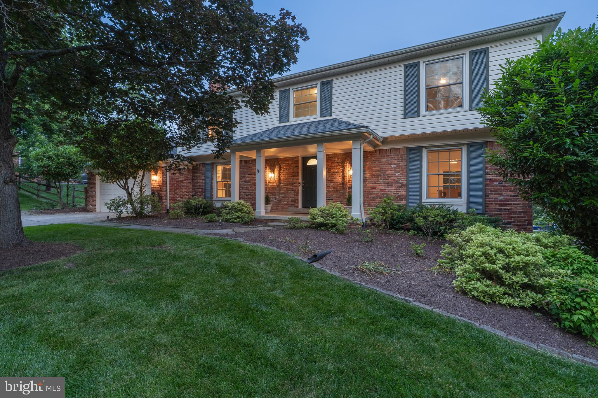 FOX HILLS - Residential