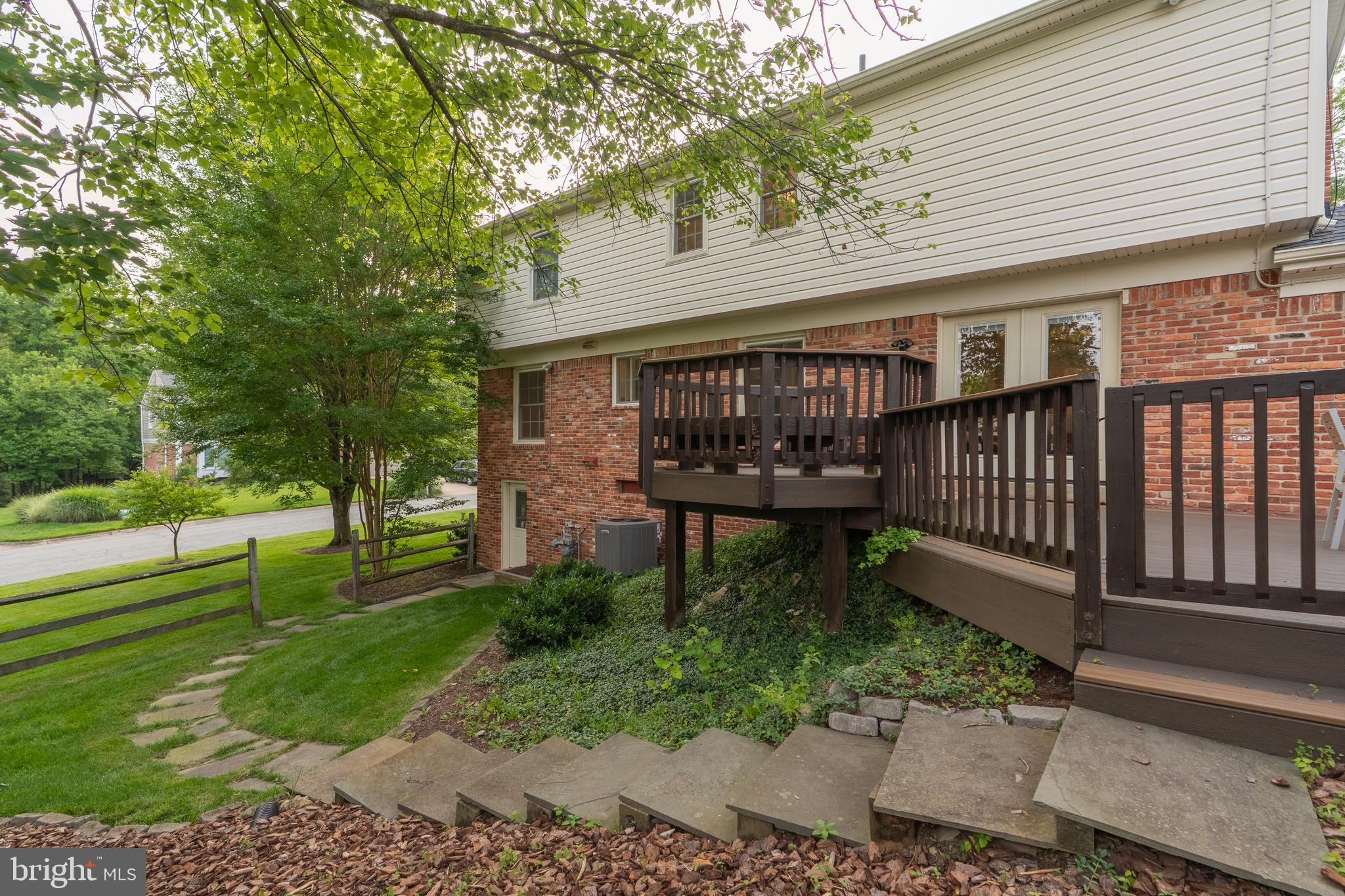 FOX HILLS - Residential