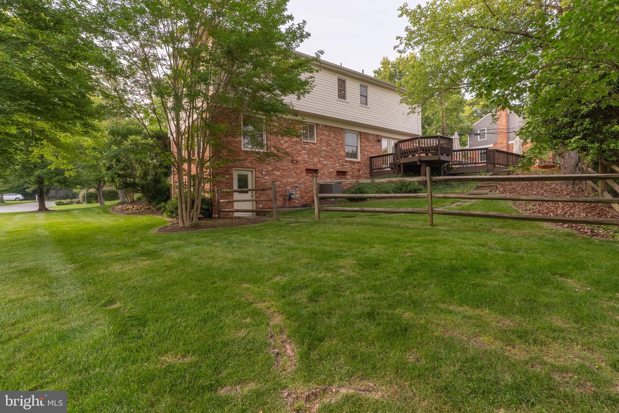 FOX HILLS - Residential
