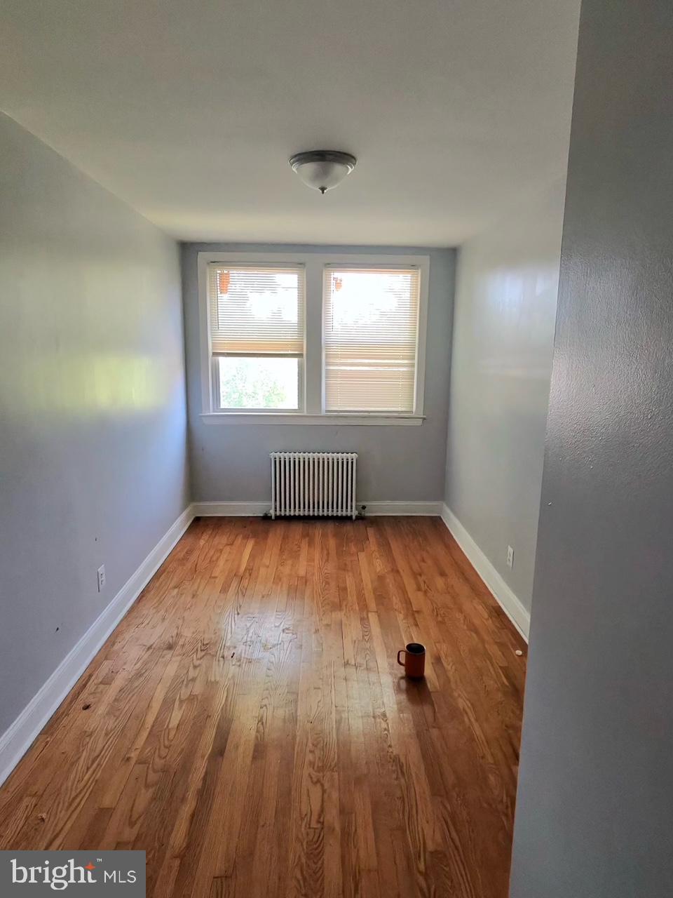 CONGRESS HEIGHTS - Commercial Sale