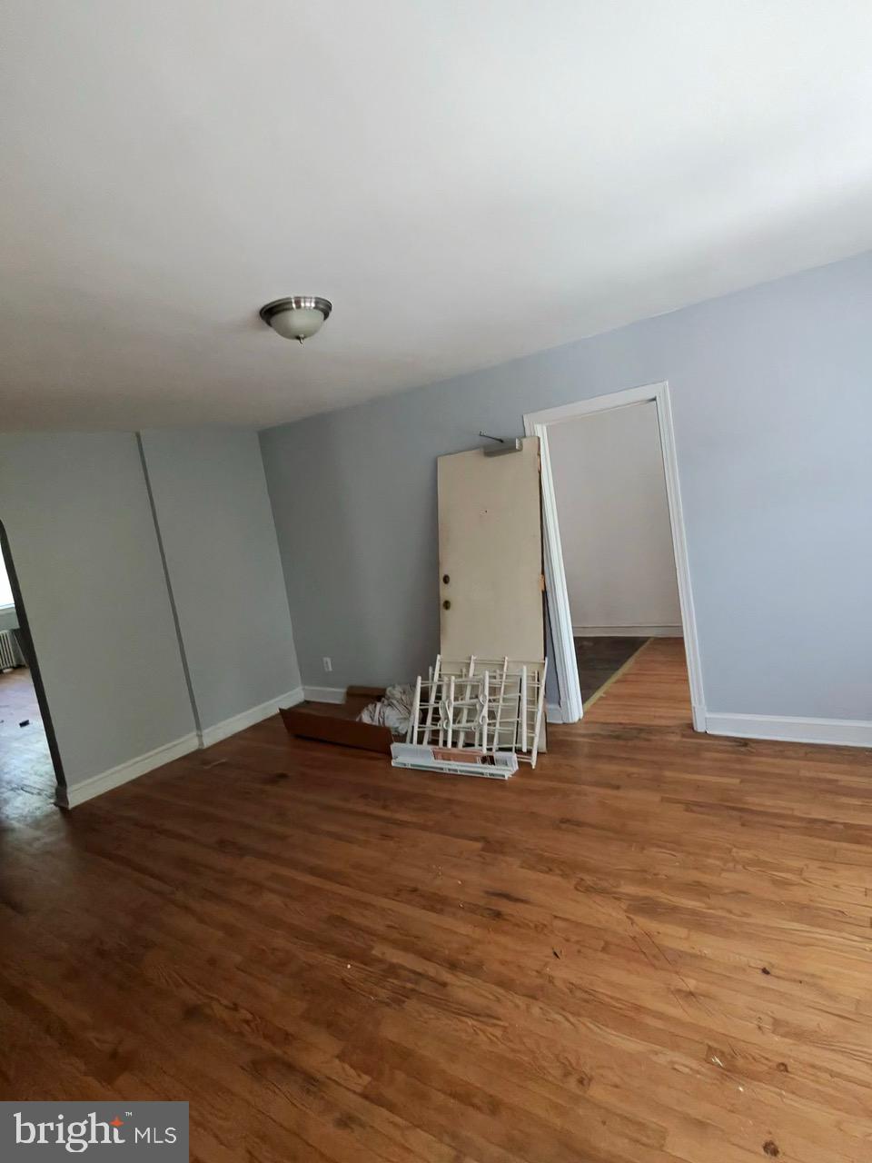CONGRESS HEIGHTS - Commercial Sale