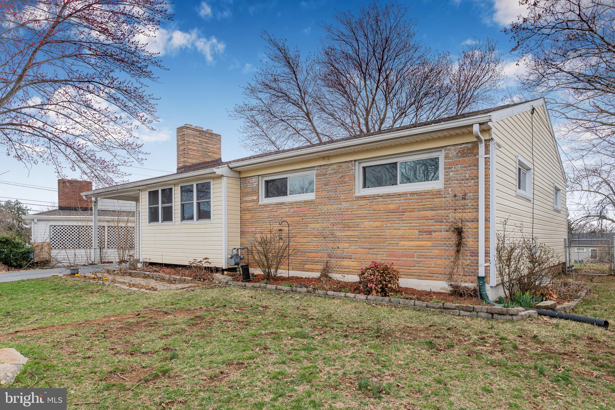 GREENBERRY HILLS - Residential