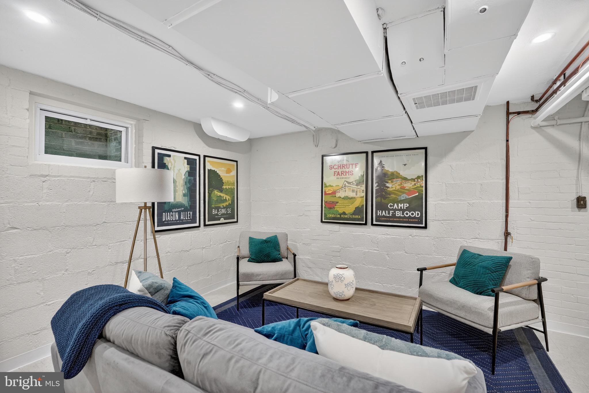 ROLLINGWOOD - Residential