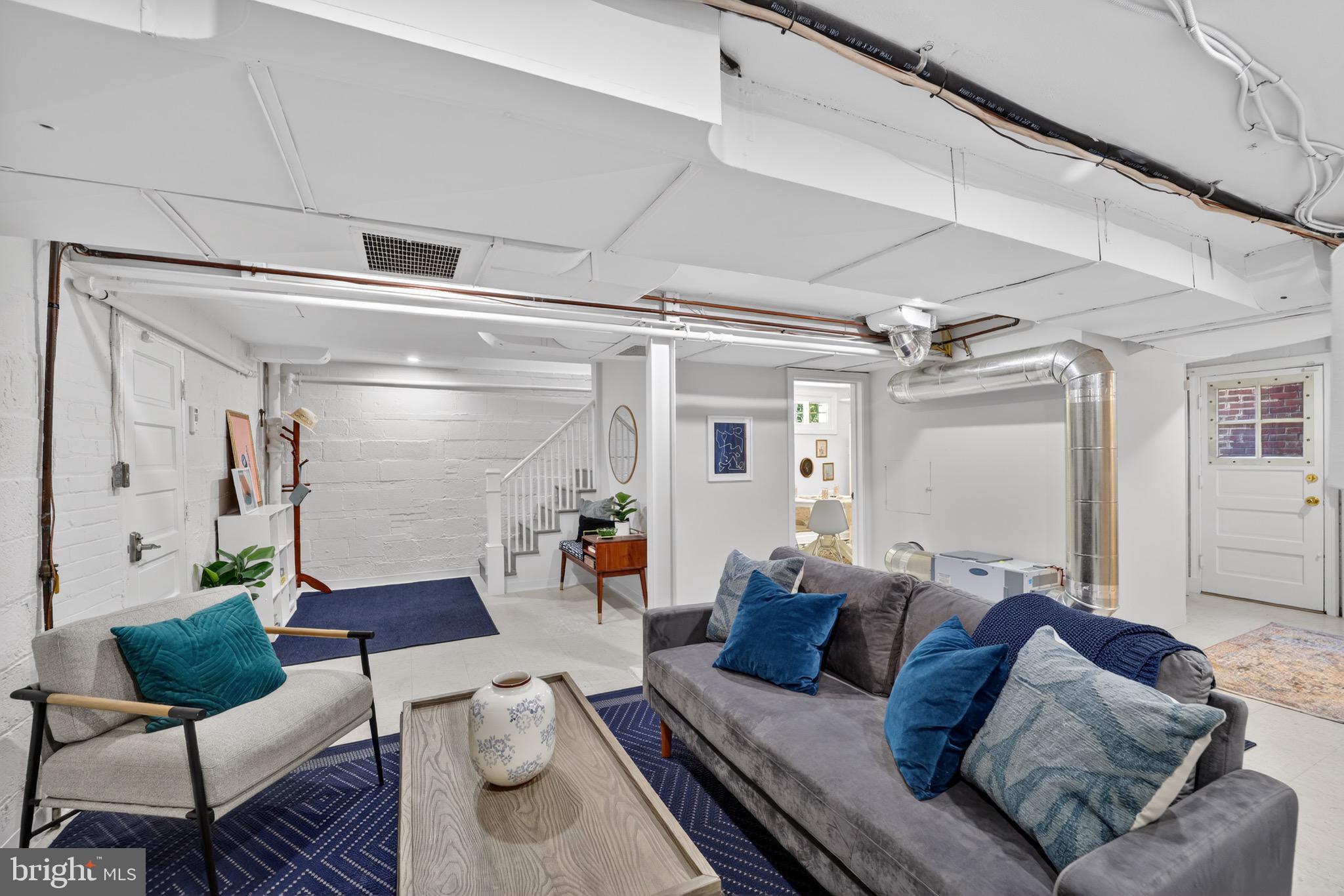 ROLLINGWOOD - Residential