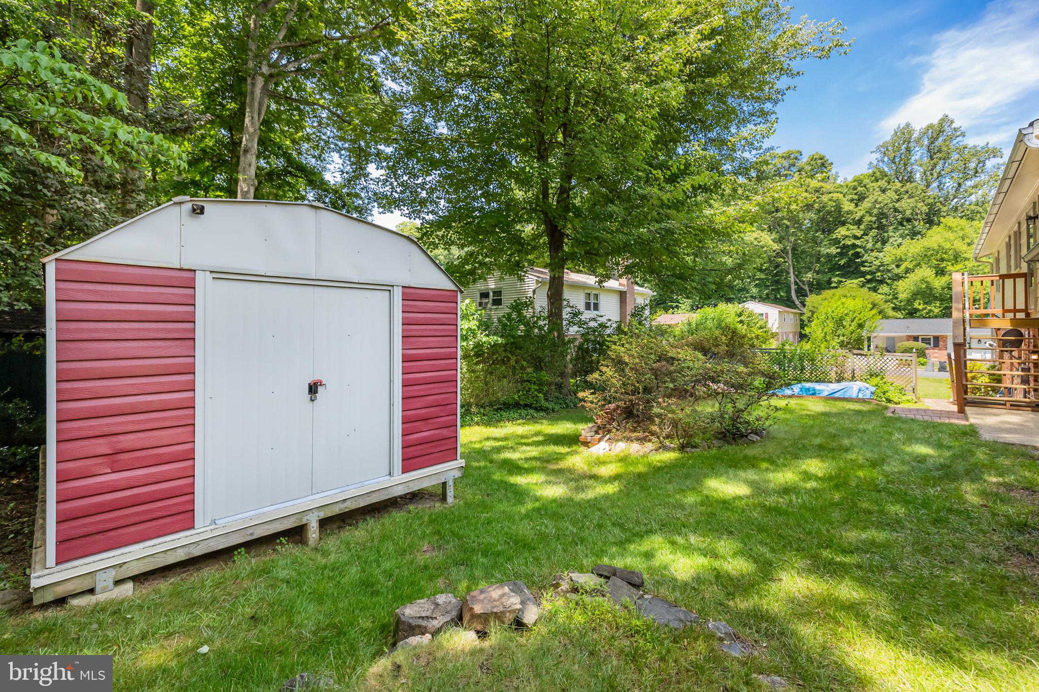ROLLING VALLEY - Residential
