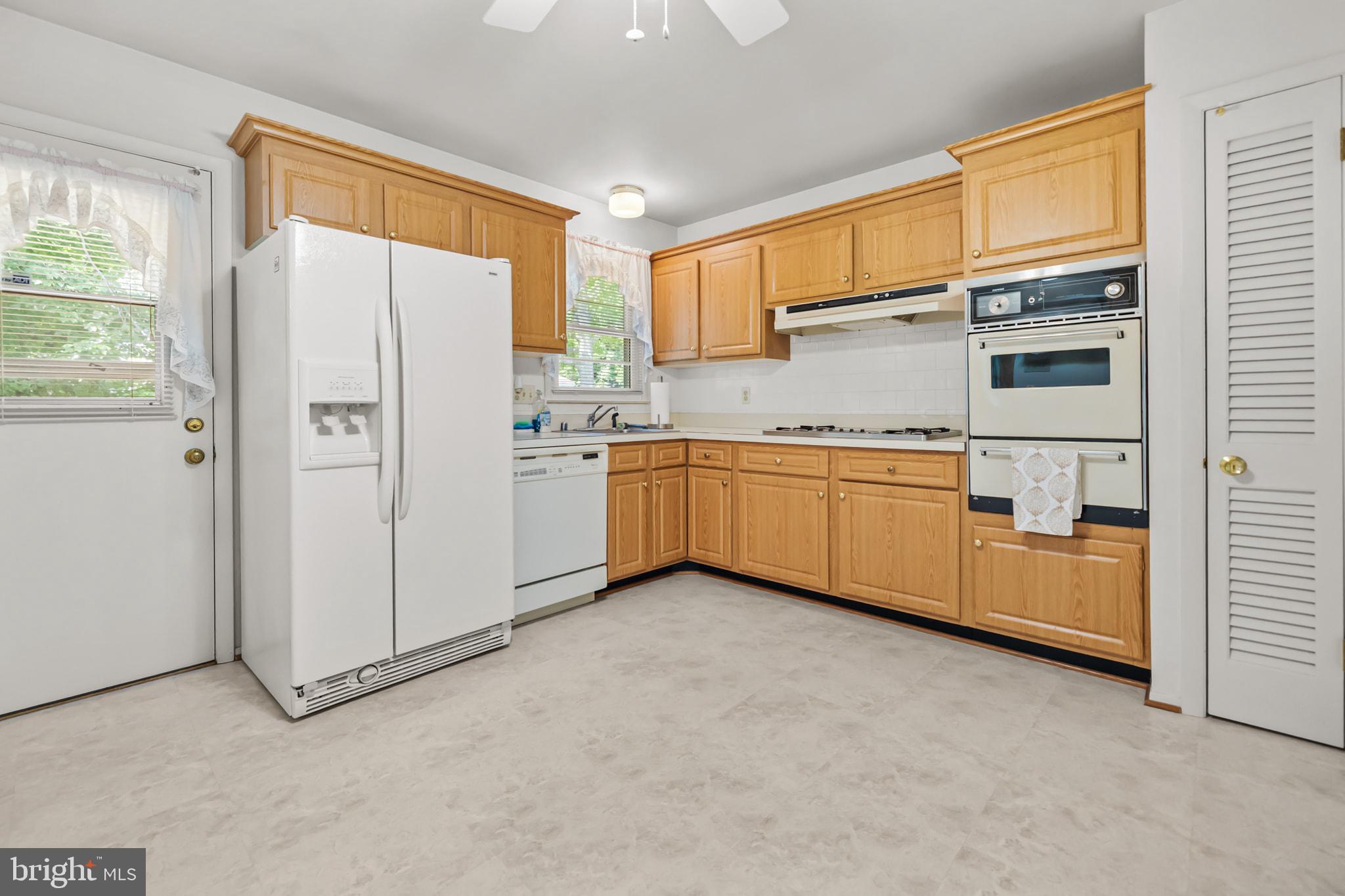 ROLLING VALLEY - Residential