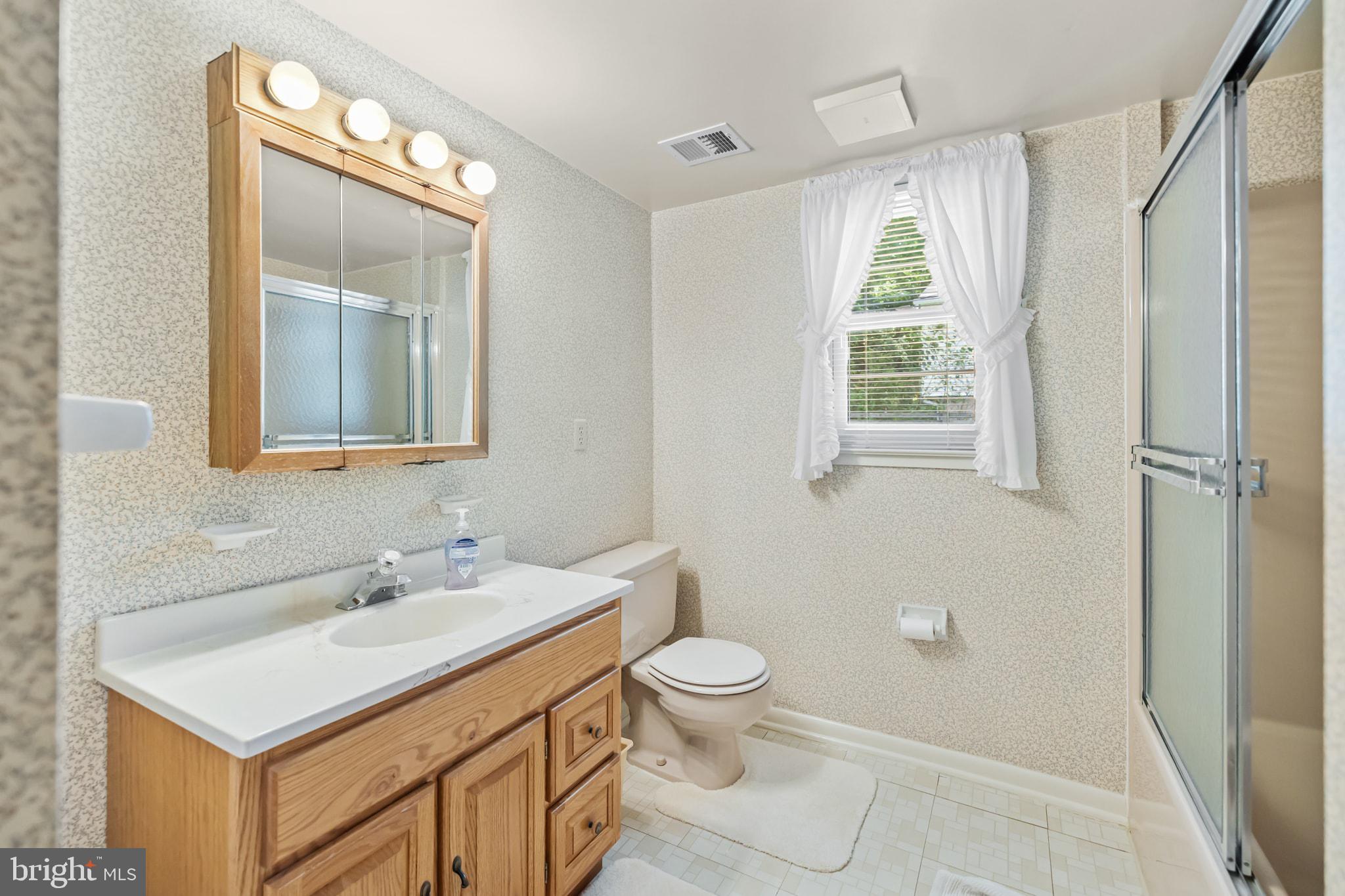 ROLLING VALLEY - Residential