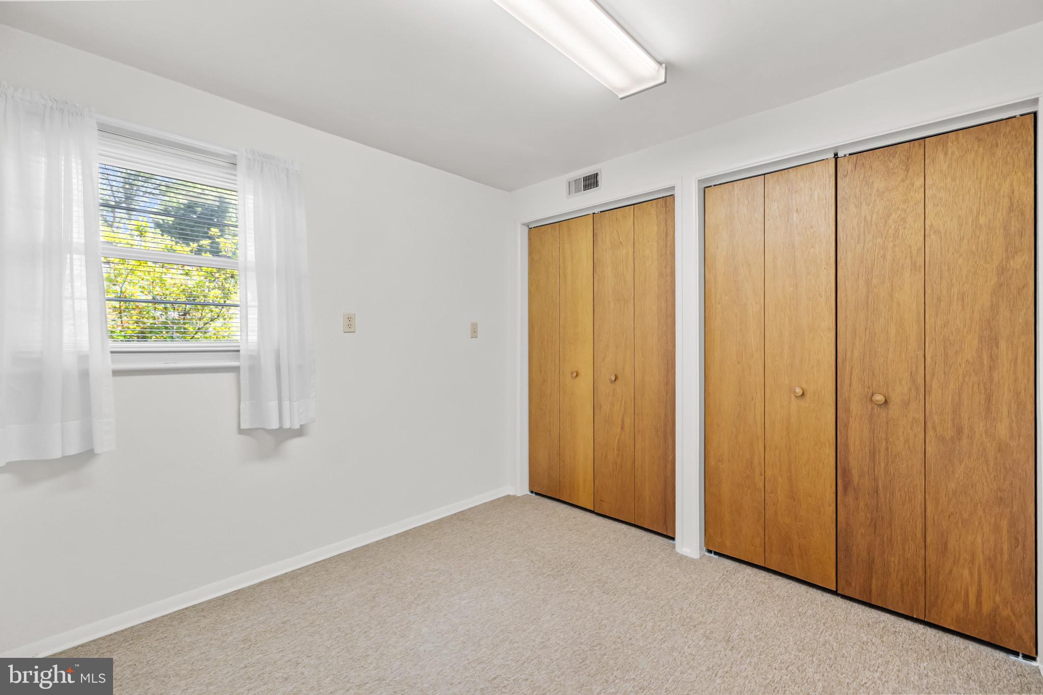 ROLLING VALLEY - Residential