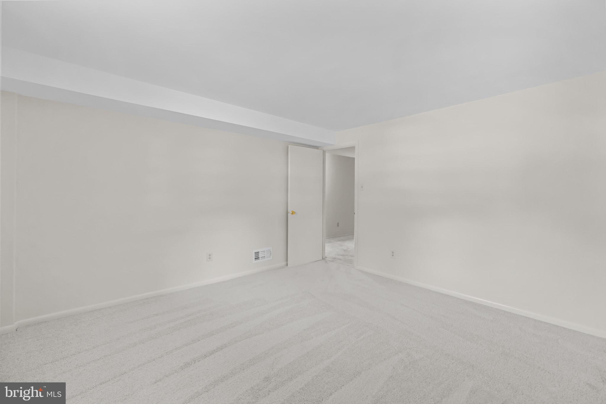 ROLLING VALLEY - Residential