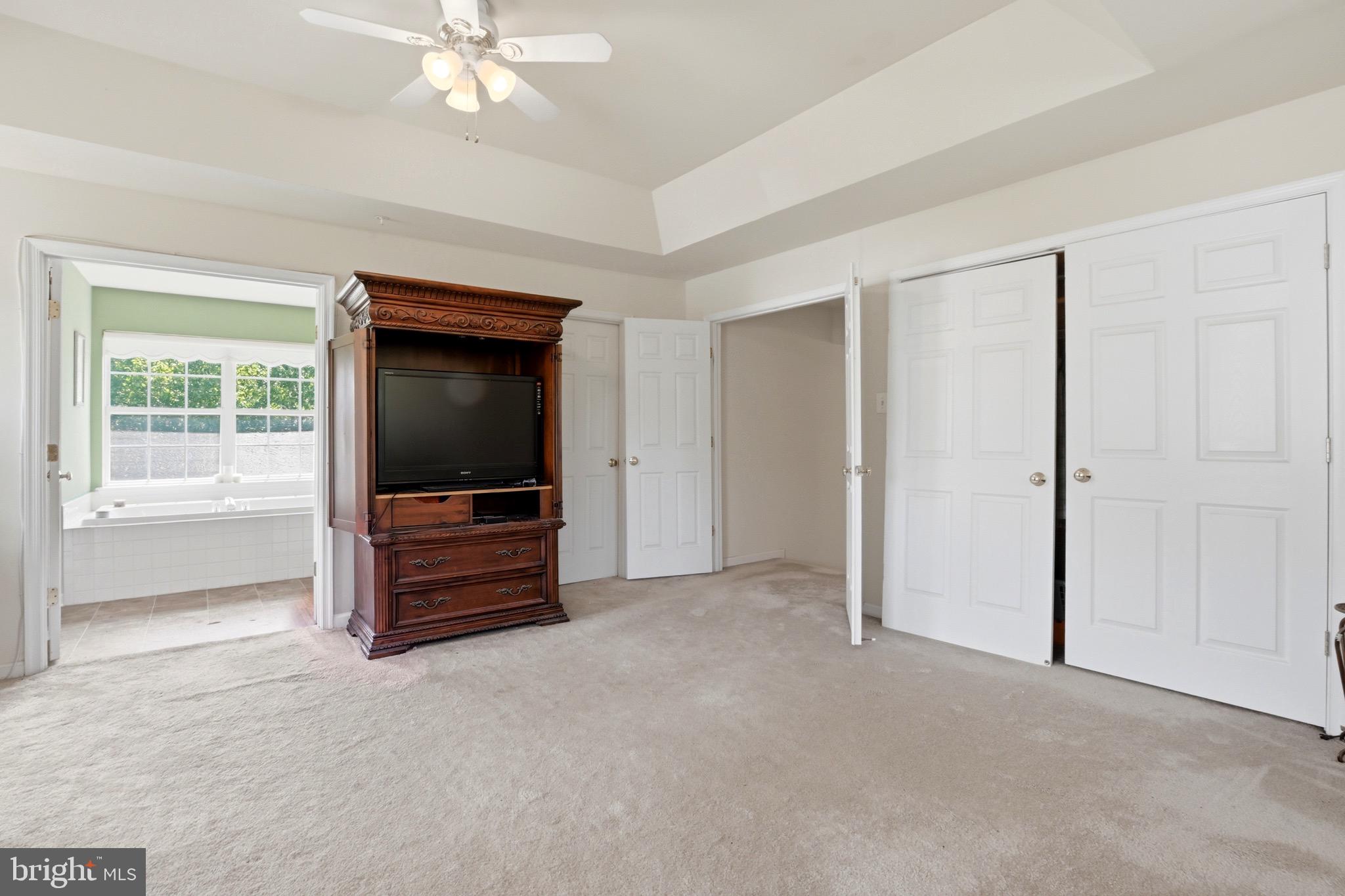 PARKER MEADOWS - Residential