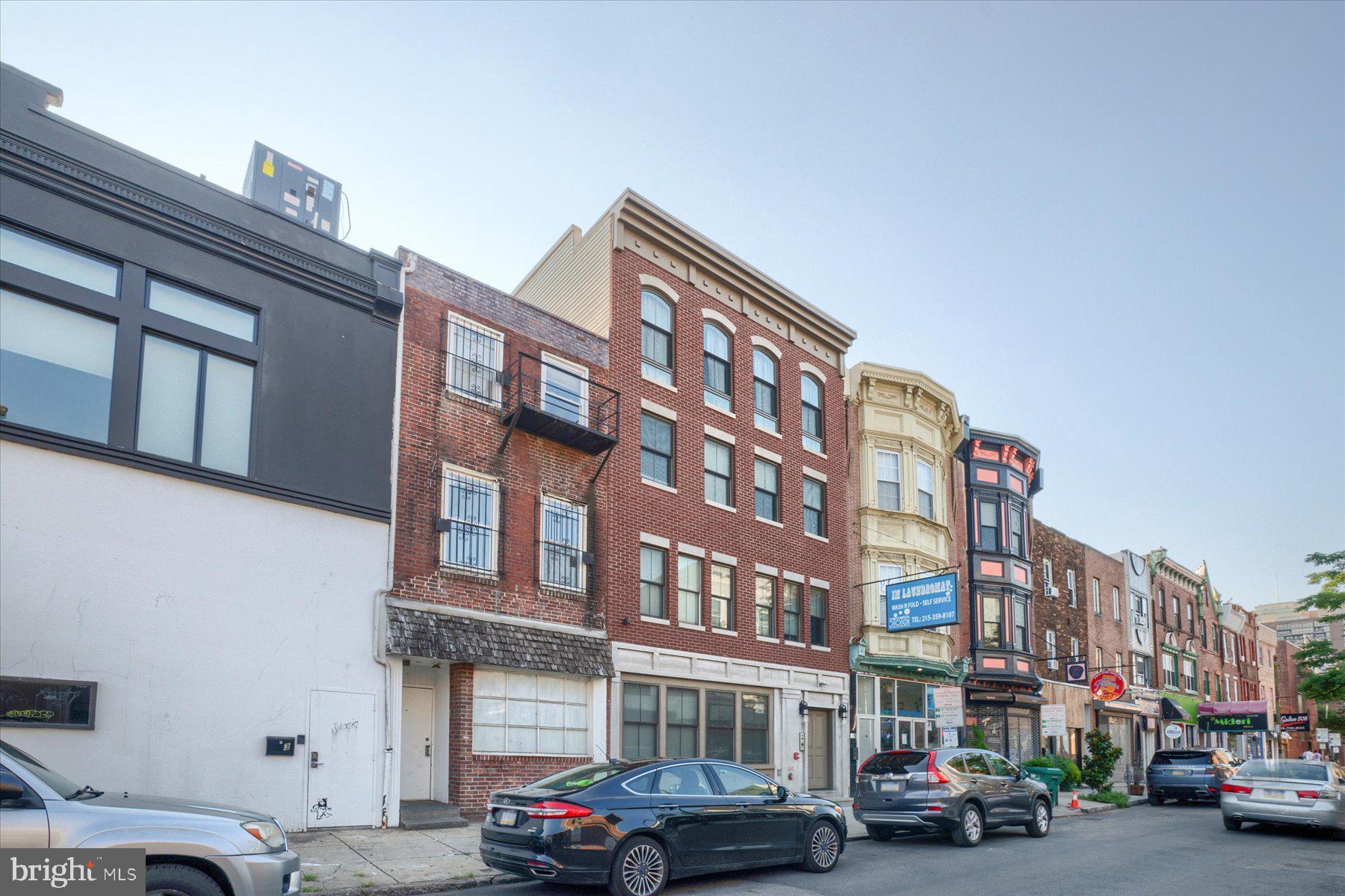 SOCIETY HILL - Residential Lease