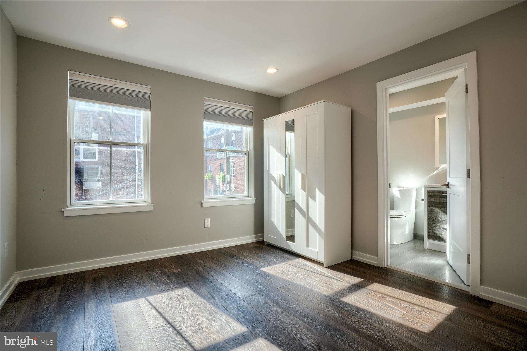 SOCIETY HILL - Residential Lease