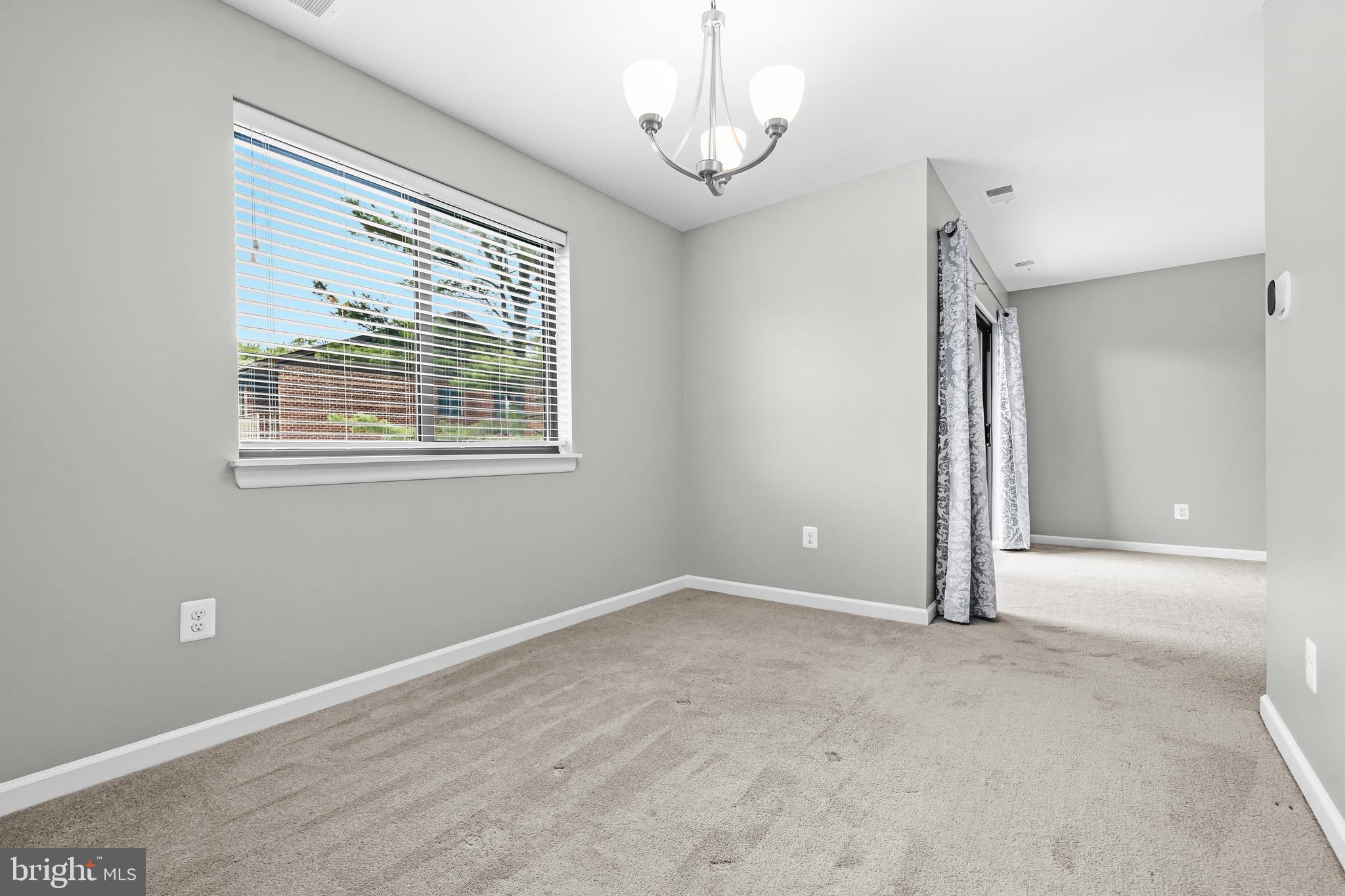 TREOVER CONDOMINIUM - Residential